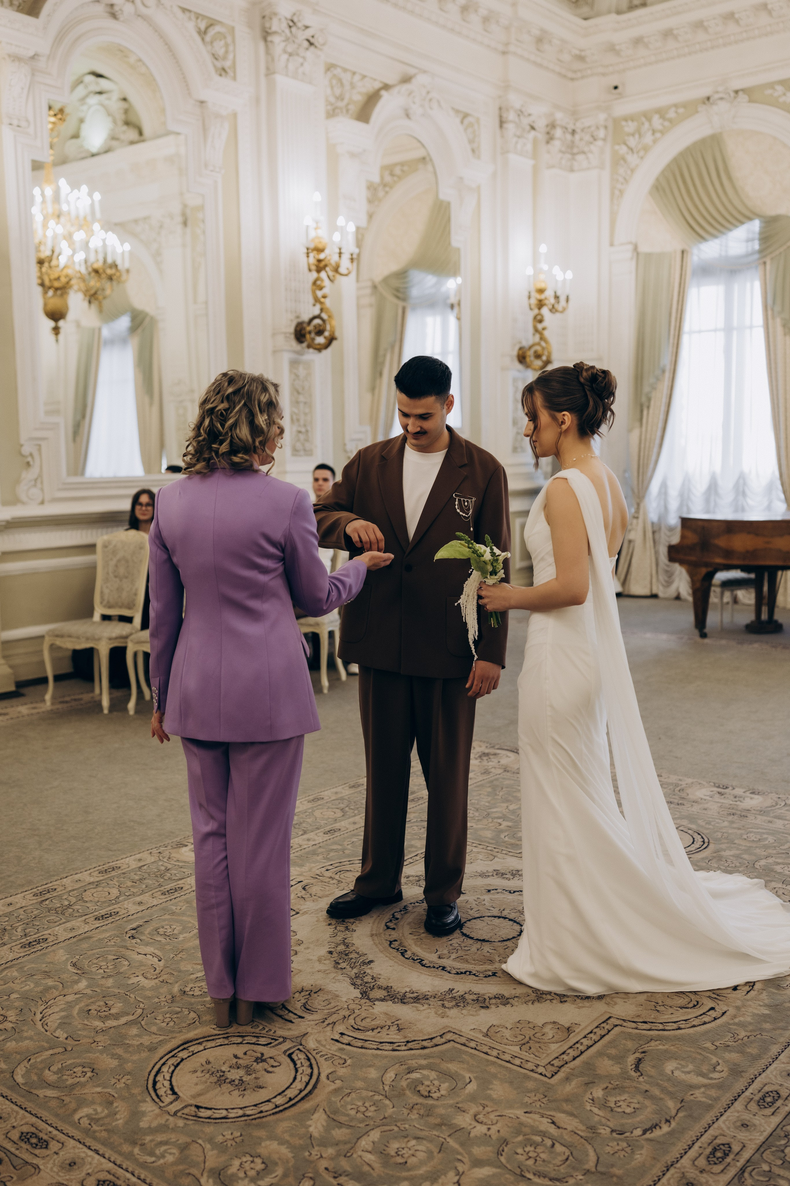 Амир и Екатерина | Дворец бракосочетания 1. Свадебный и love story фотограф в Санкт-Петербурге