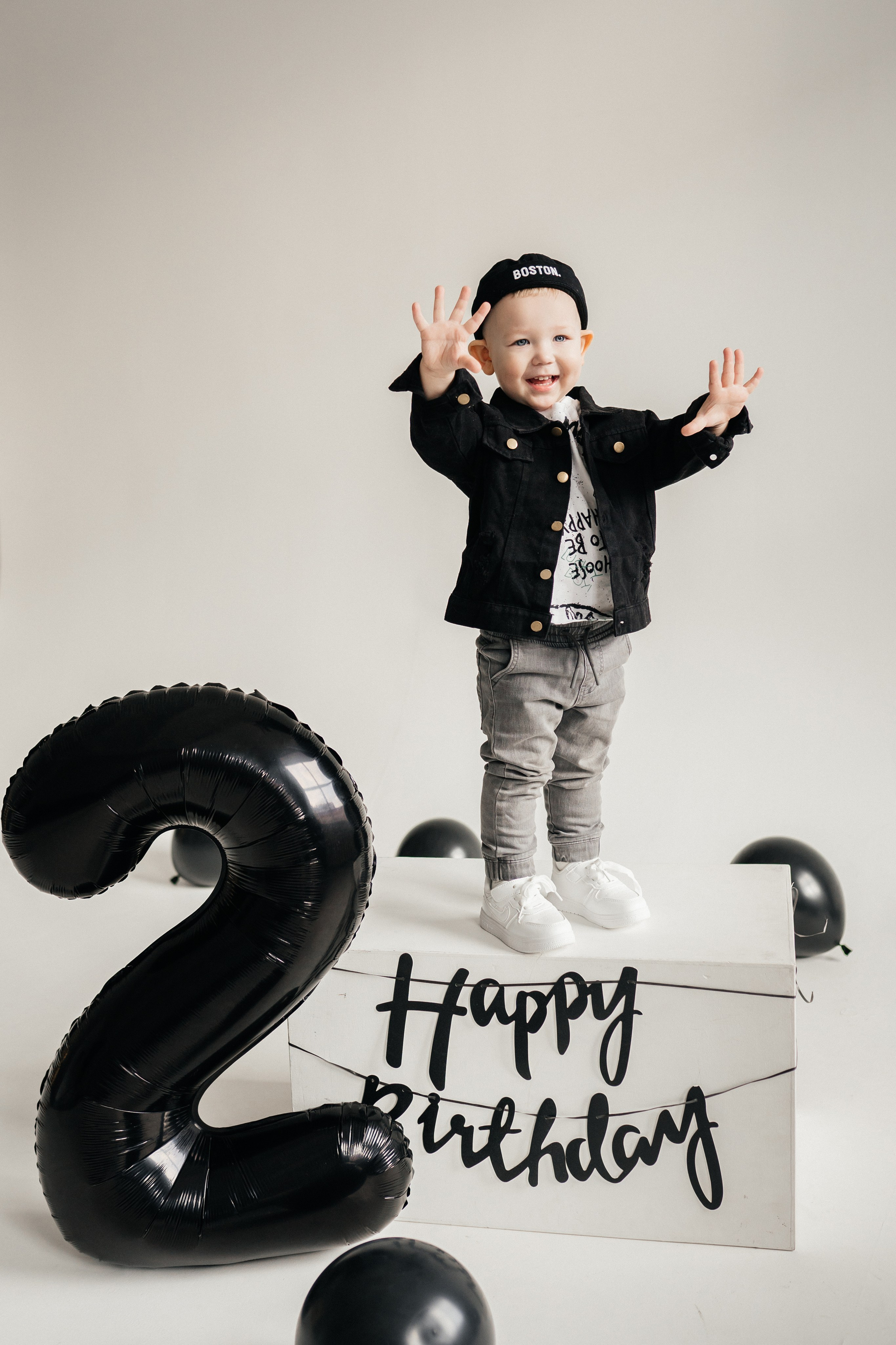 Мише 2 года. Семейный фотограф в Тюмени  Утенкова Юлия