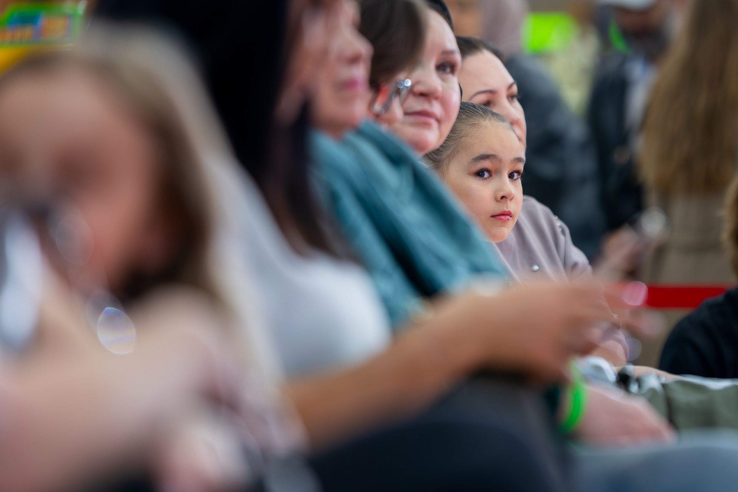 Показ брендов. ТЦ Южный. Апрель 2026. Спортивный, репортажный и портретный фотограф в Казани Алексей Горячев