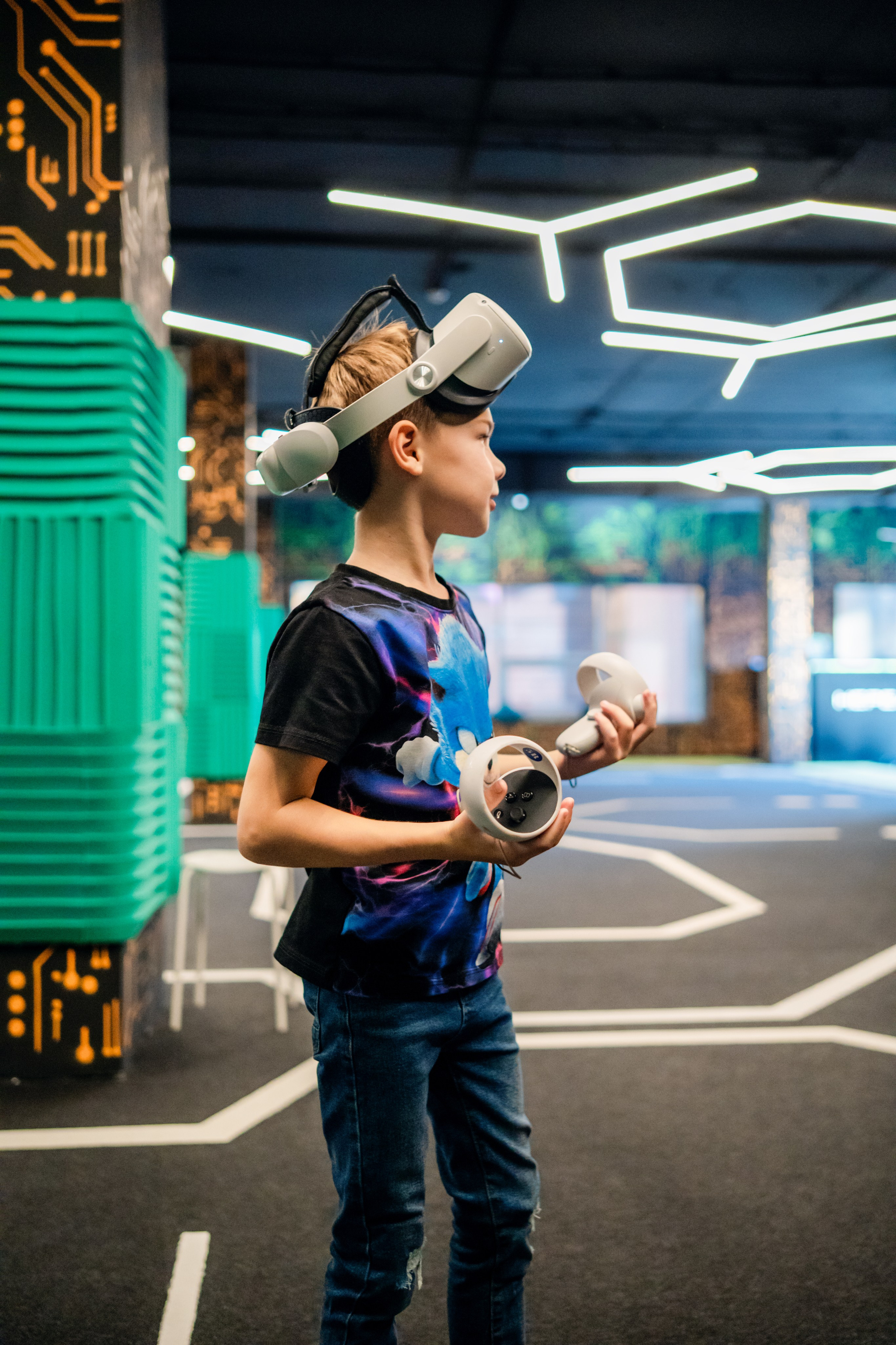 VR (September-October 2024). Felixtones