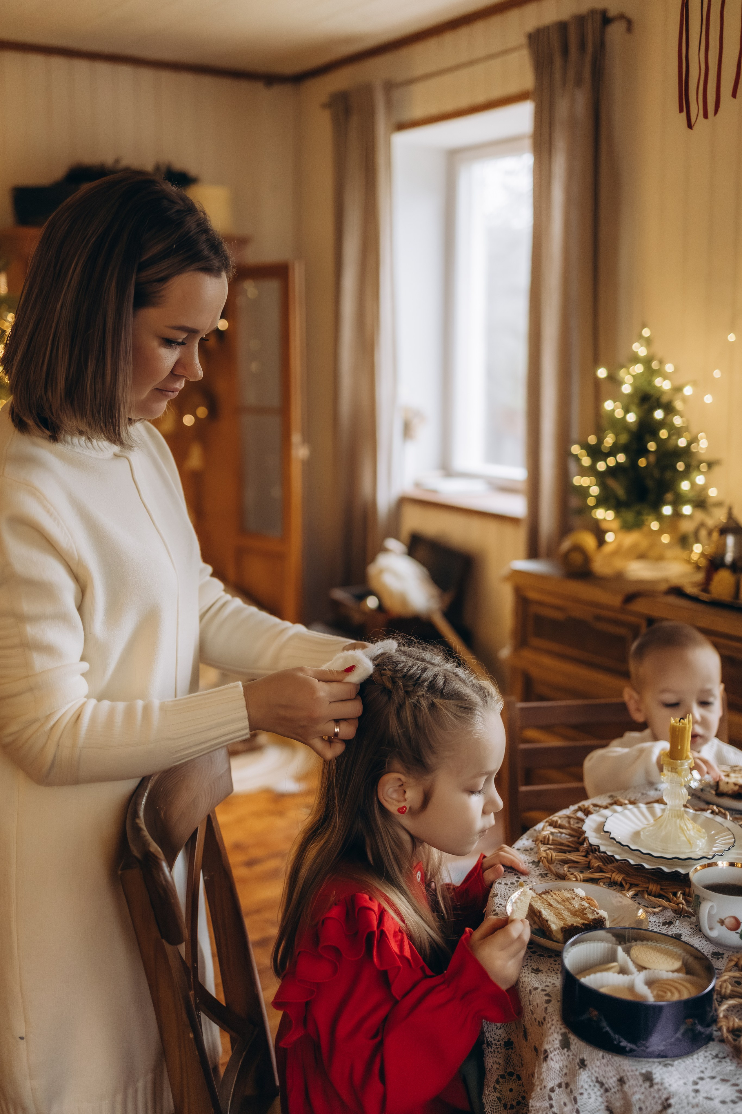 Семейная студийная фотосъемка (13.12.2025 г.)г. Малоярославец (Калужская обл.). Надежда Стар семейный и церковный фотограф в Жукове и Калужской области