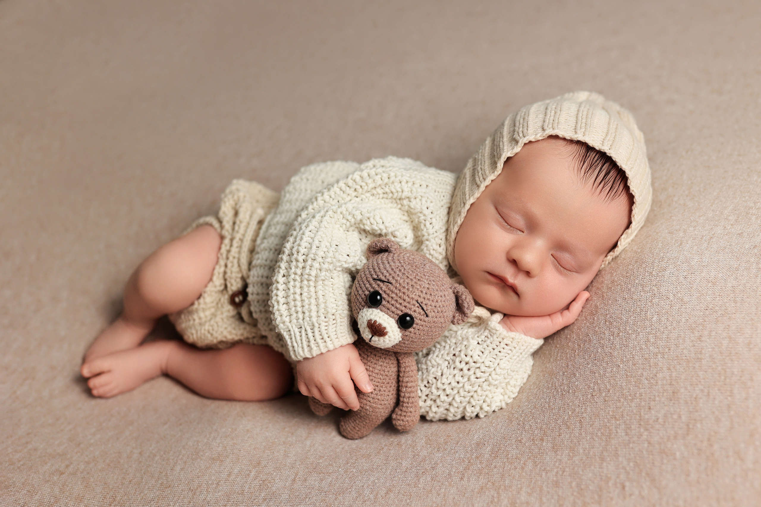 Новорождённые. Фотограф новорождённых г. Салехард