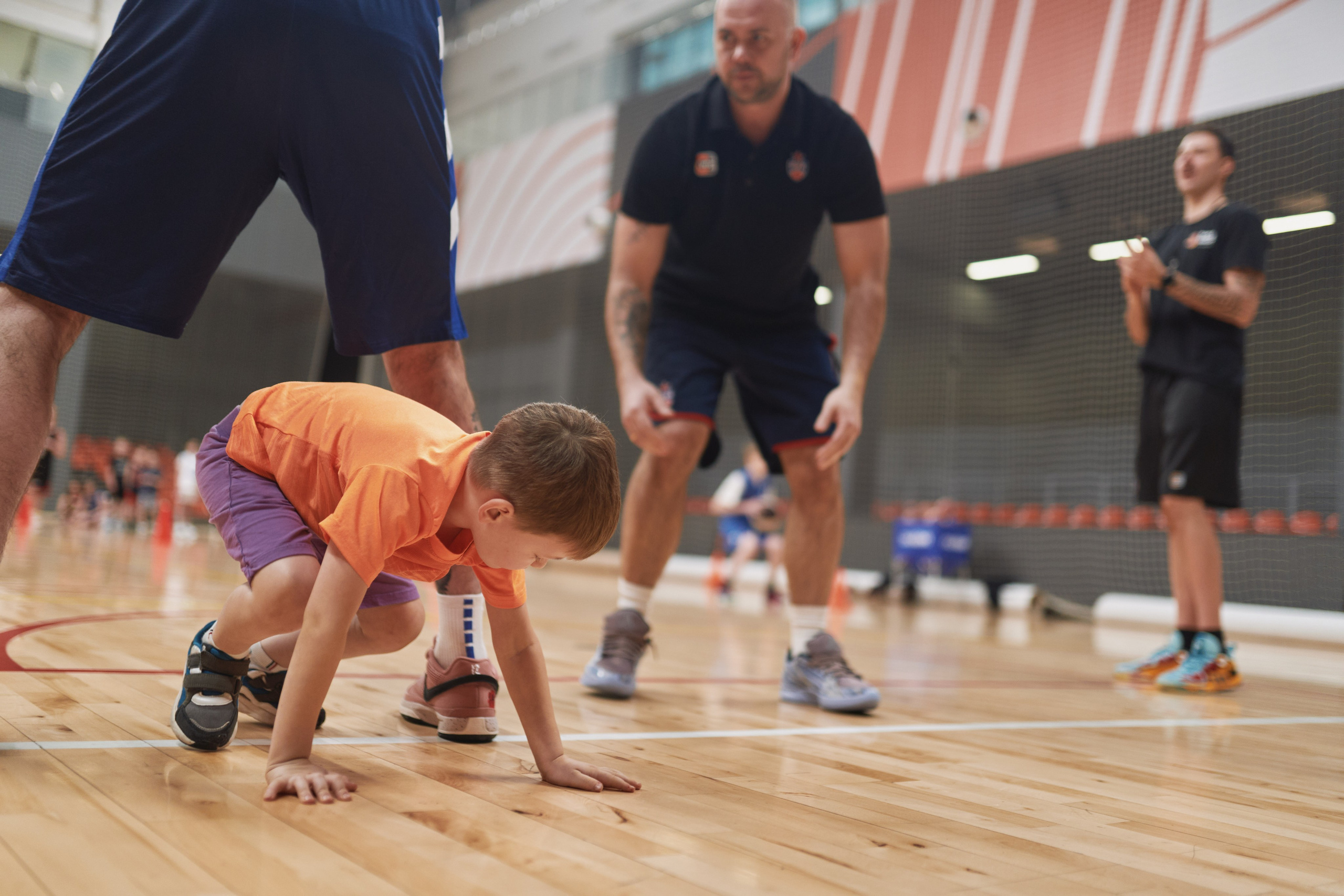 Новогодний баскетбол 2025. Детская лига. Евгений Бреча. Коммерческий и бэкстейдж фотограф в Москве