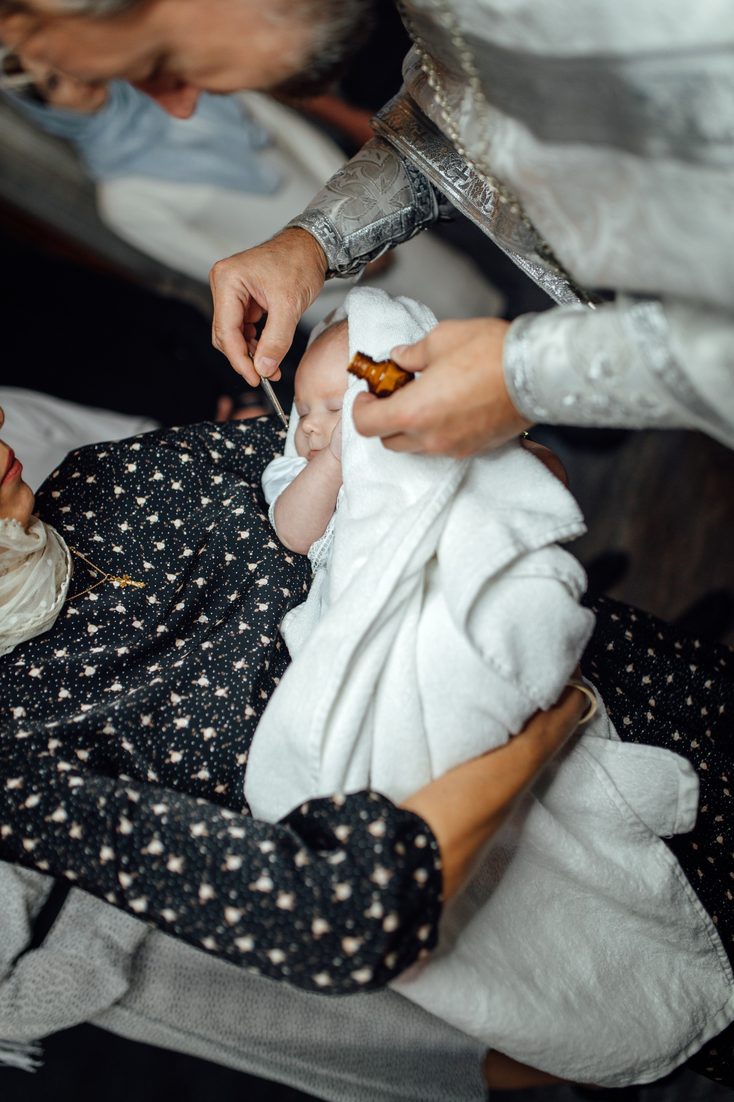 Крещение Тимура храм иконы Всех Скорбящих Радость, октябрь 2024