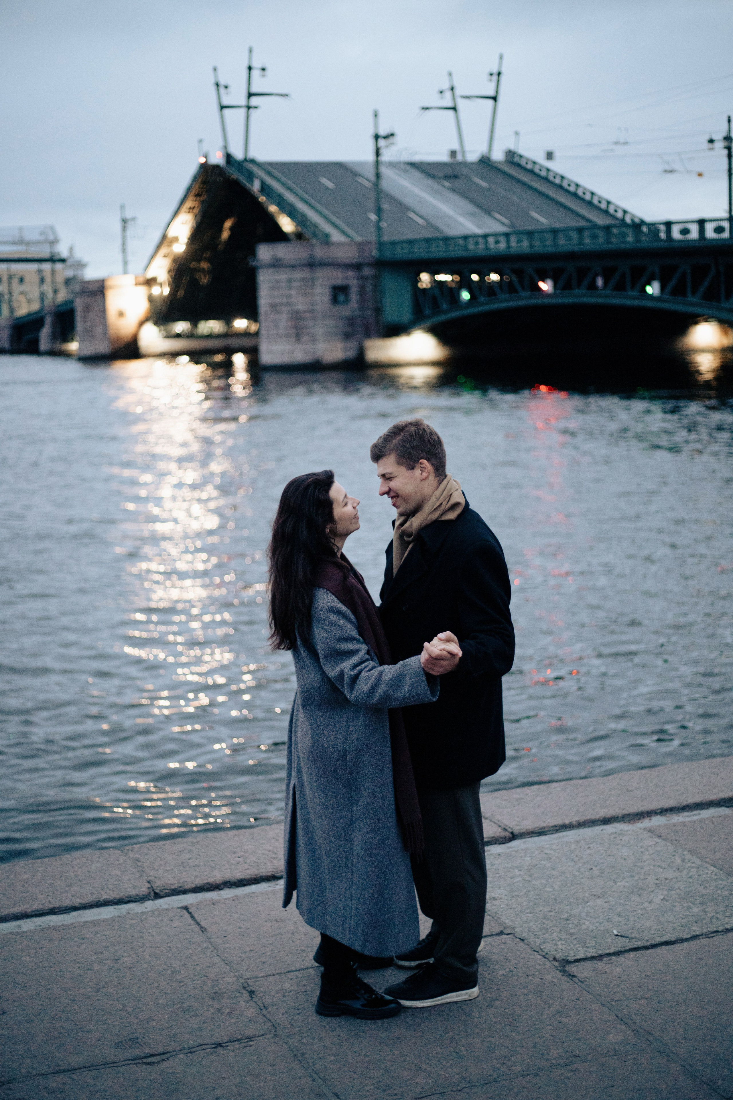 РАЗВОДНЫЕ. Петербургский фотограф — Рия