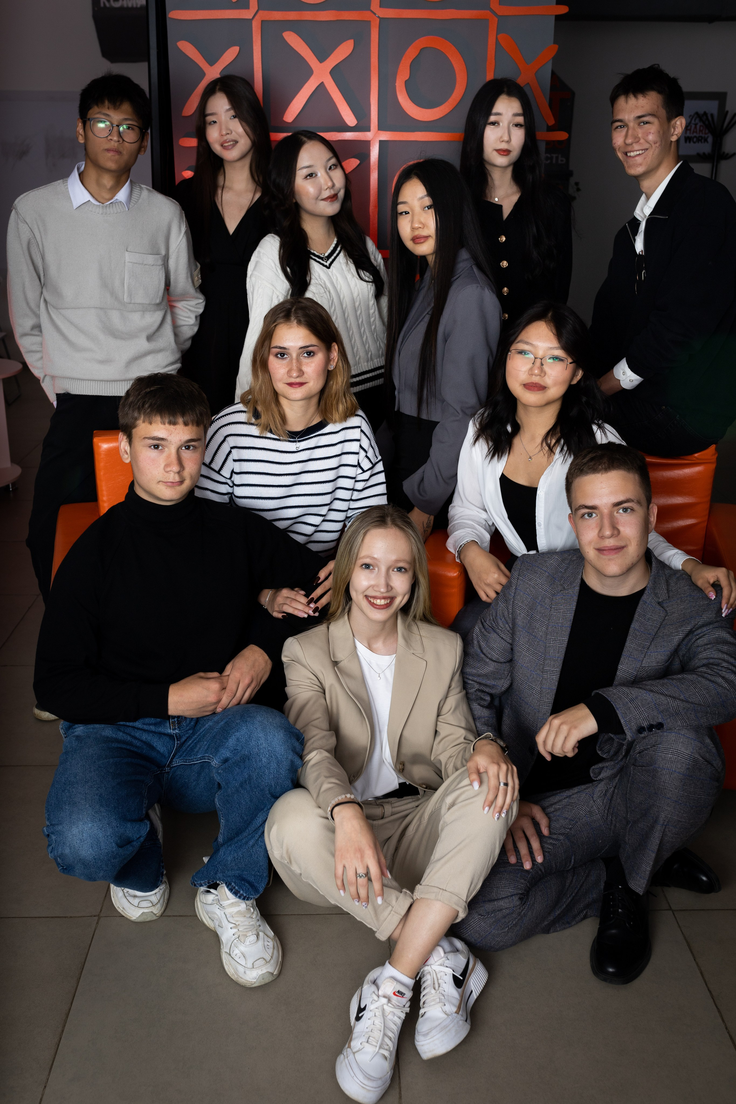 Старшая школа. Литовкина Анастасия фотограф, выпускные альбомы г. Мирный