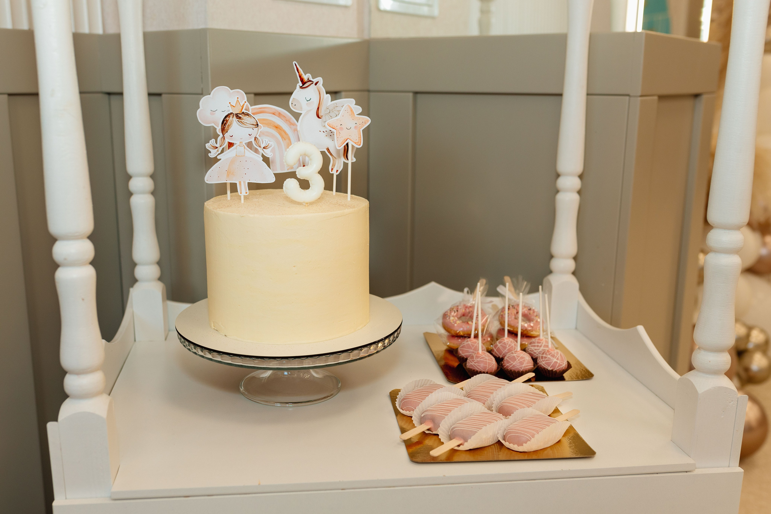 День рождения в Домми. Фотограф в Красноярске по выгодной цене