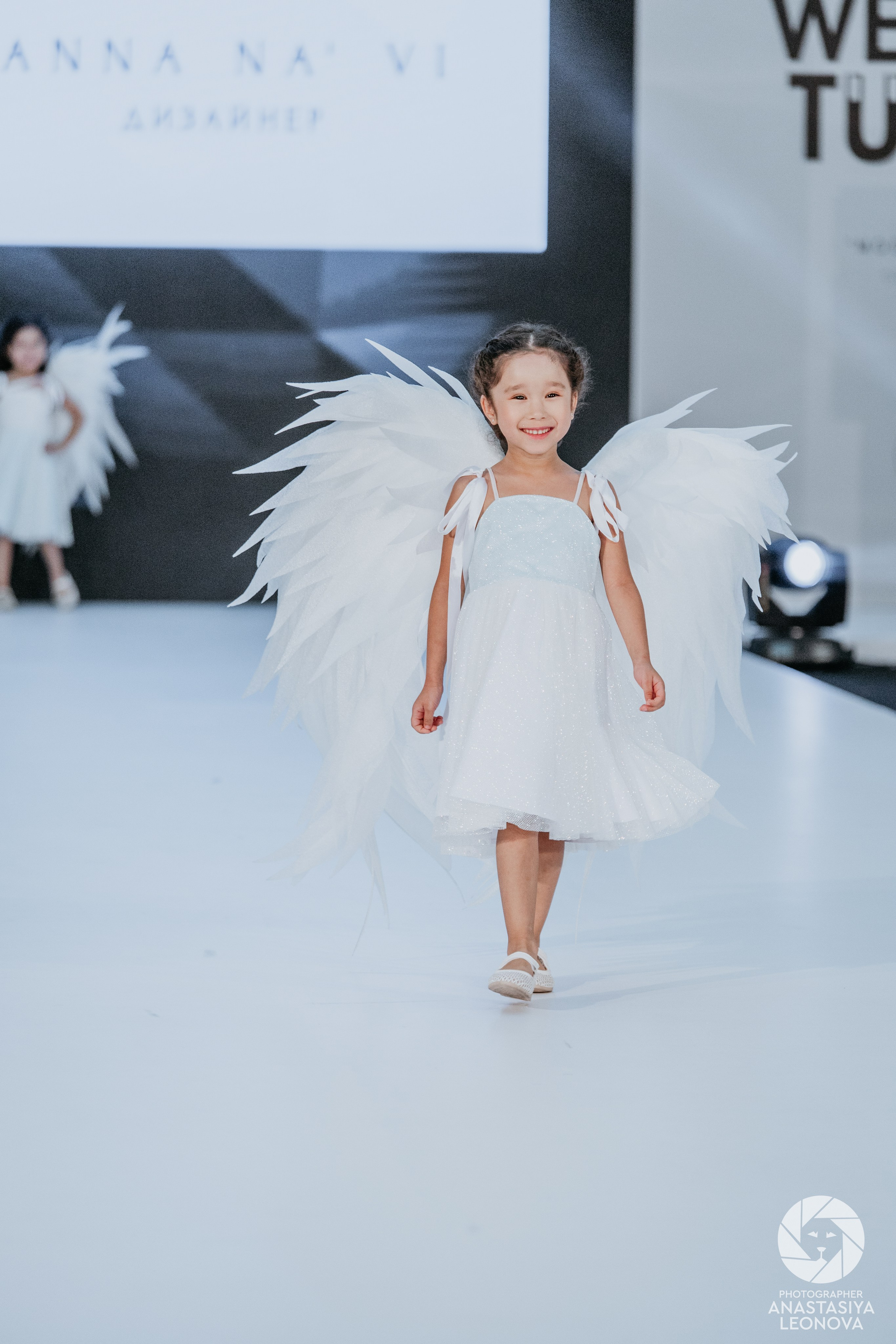 Fashion Week Türkiye [spring, 2025]. Anastasia Leonowa