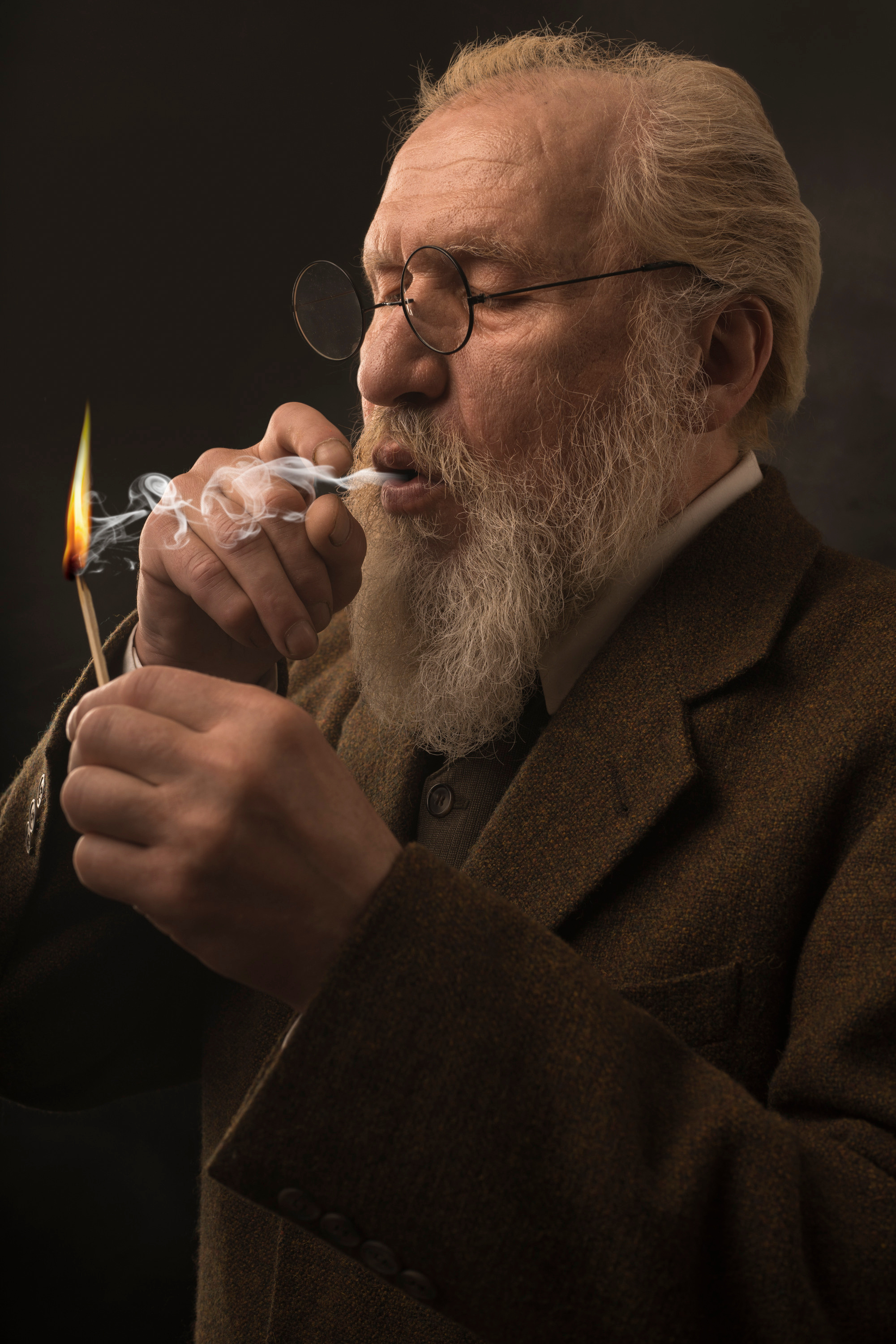 Фрейд — сигарный клуб. Creative photographer Denis Klero