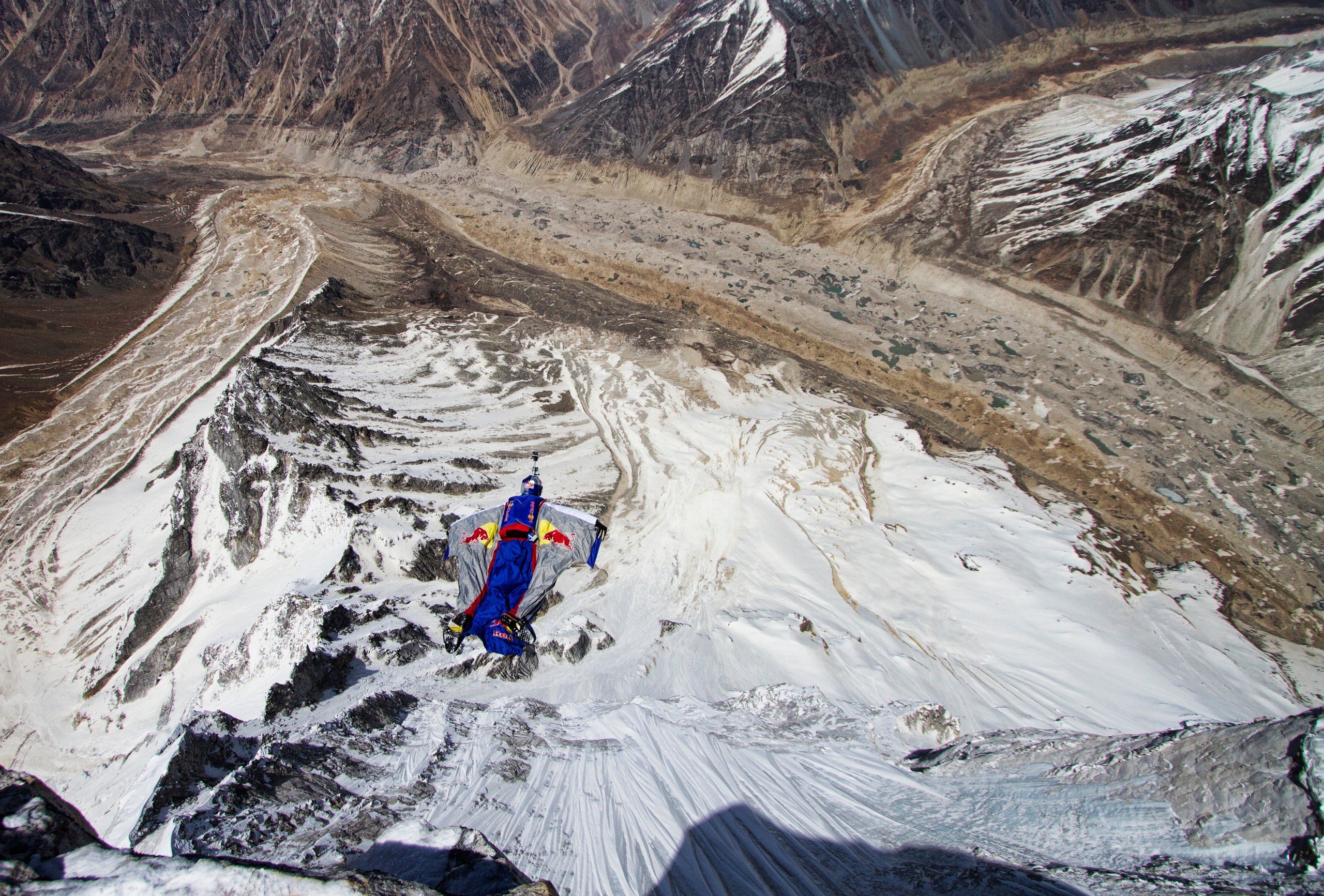 BASE jumping. Creative photographer Denis Klero