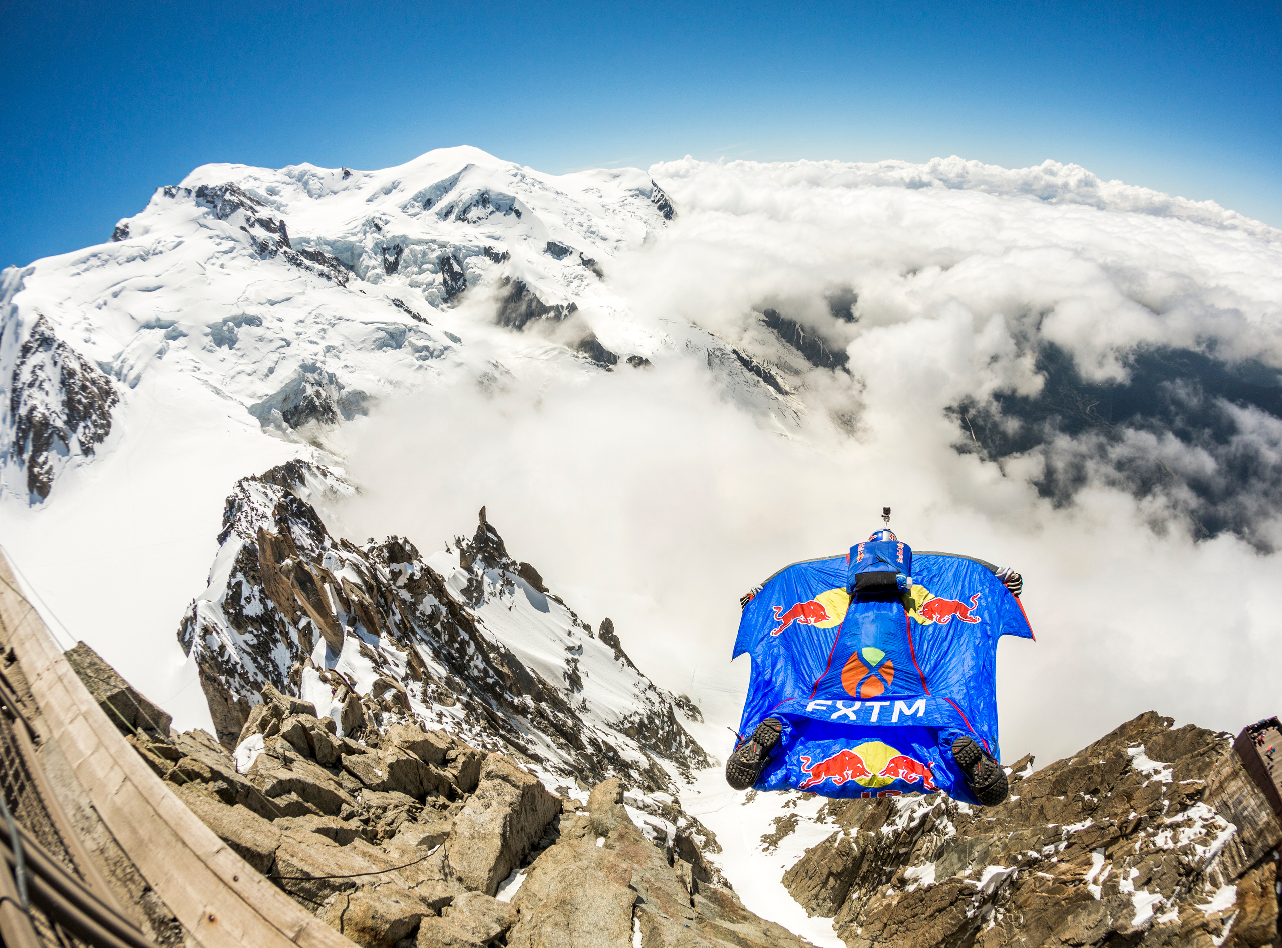 BASE jumping. Creative photographer Denis Klero