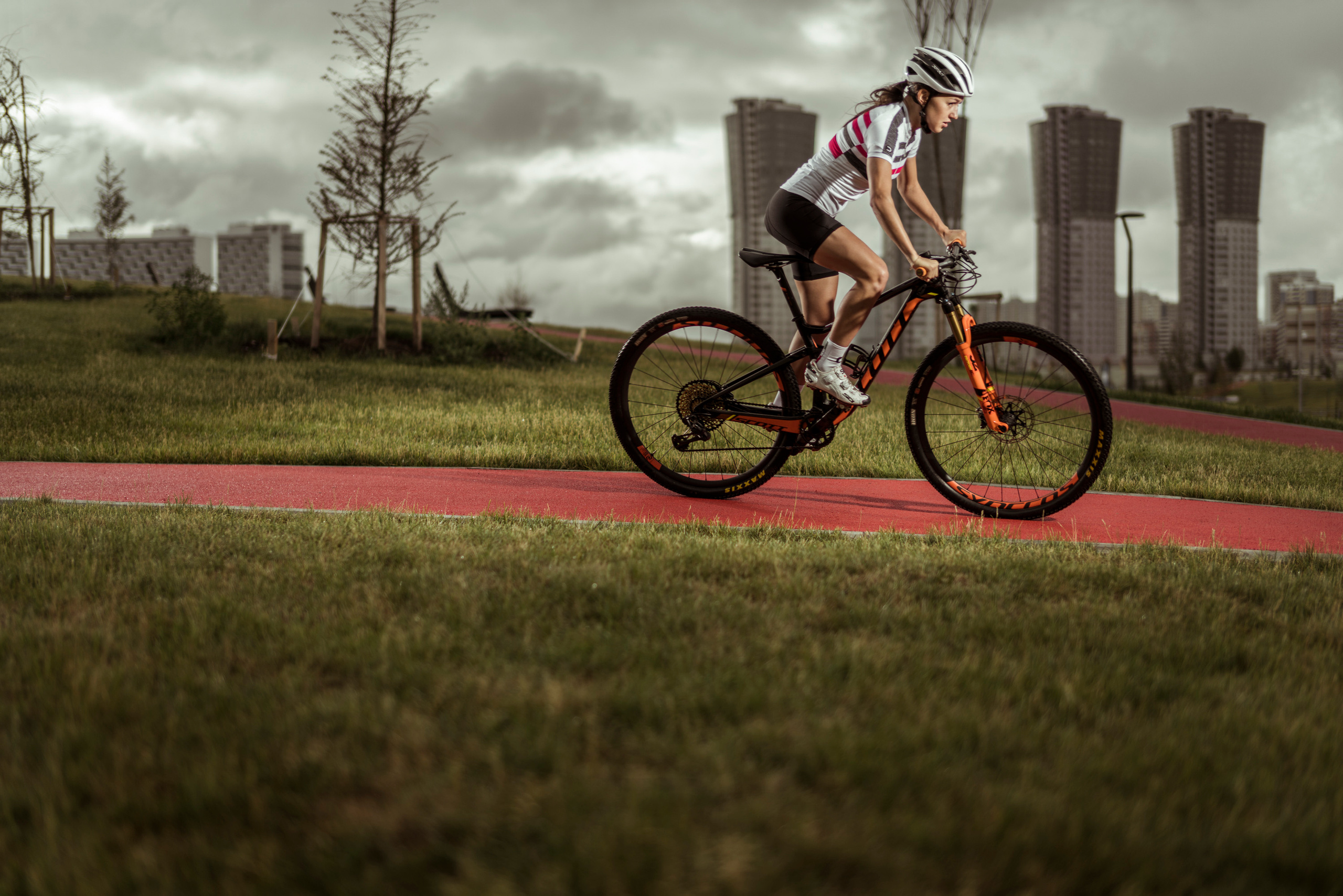 Guzelie Akhmadulina’s portfolio. Creative Photographer Denis Klero