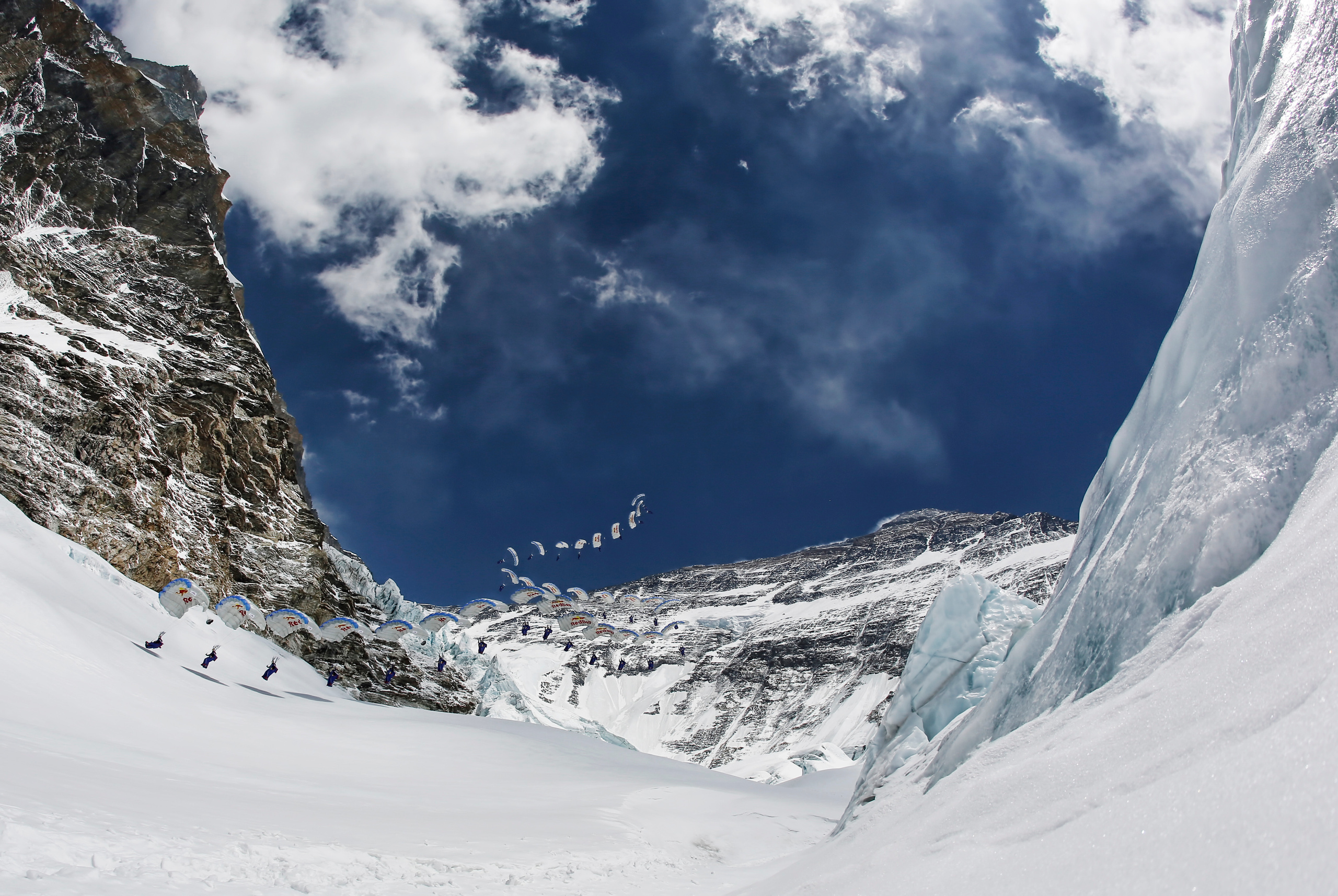 BASE jumping. Creative photographer Denis Klero