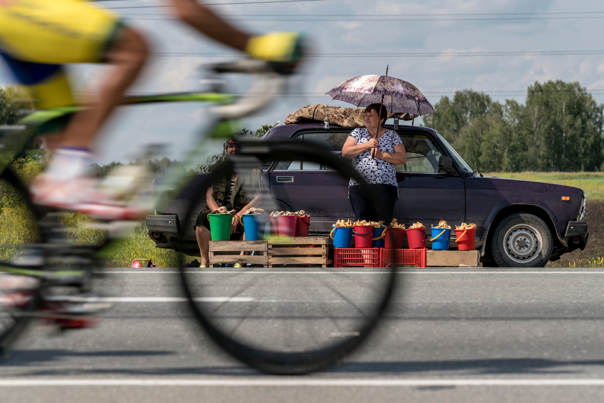 Cycling 9000 km. Creative Photographer Denis Klero