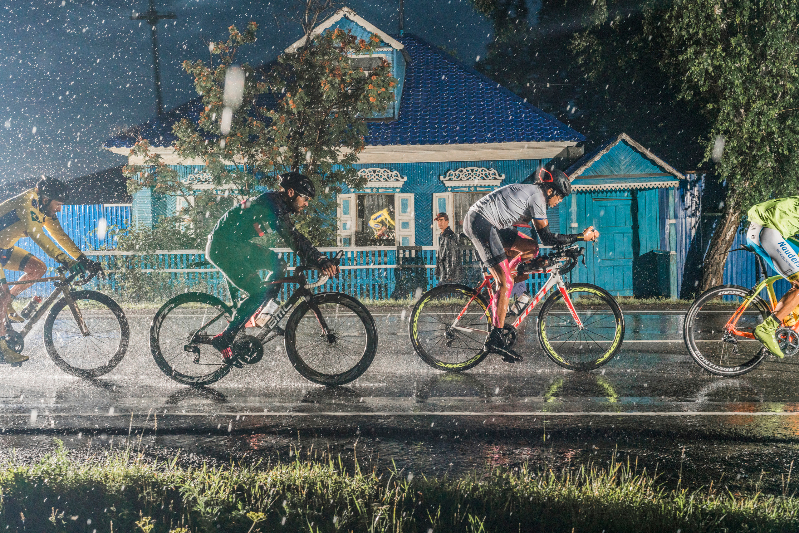 Cycling 9000 km. Creative Photographer Denis Klero