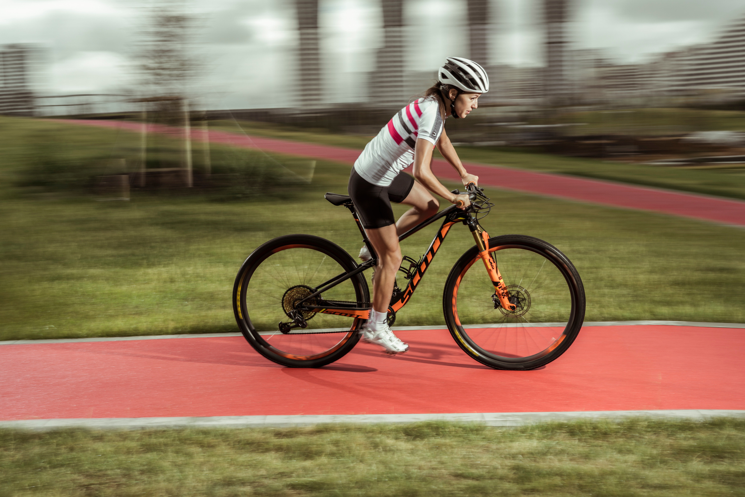 Guzelie Akhmadulina’s portfolio. Creative Photographer Denis Klero