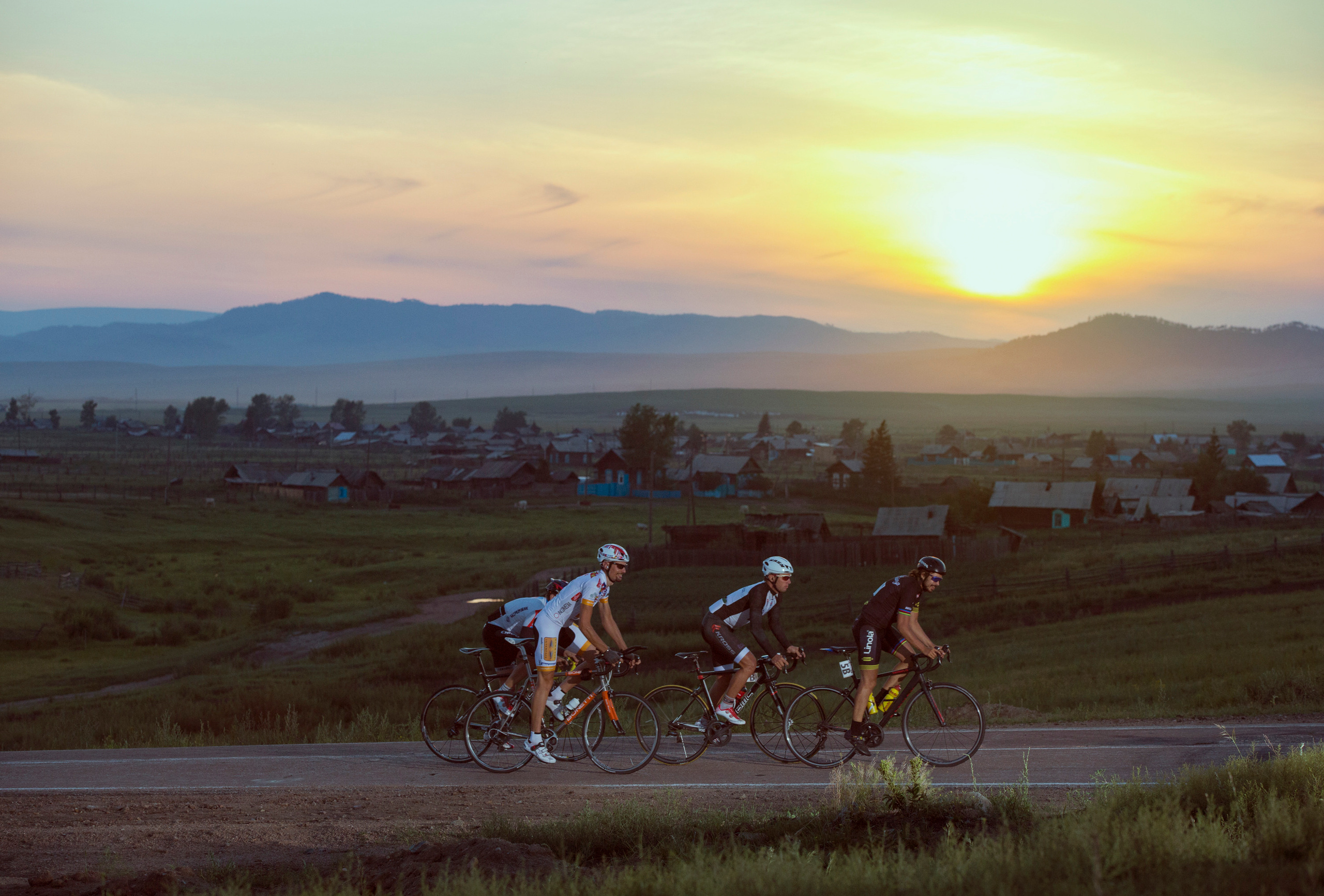 Cycling 9000 km. Creative Photographer Denis Klero