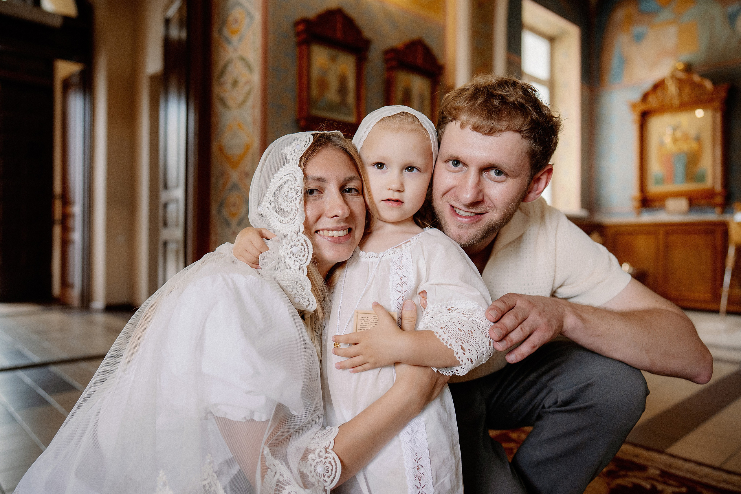 Крещение Эммы. Фотограф на Крещение и Венчание в Красноярске Рамазанова Юлия