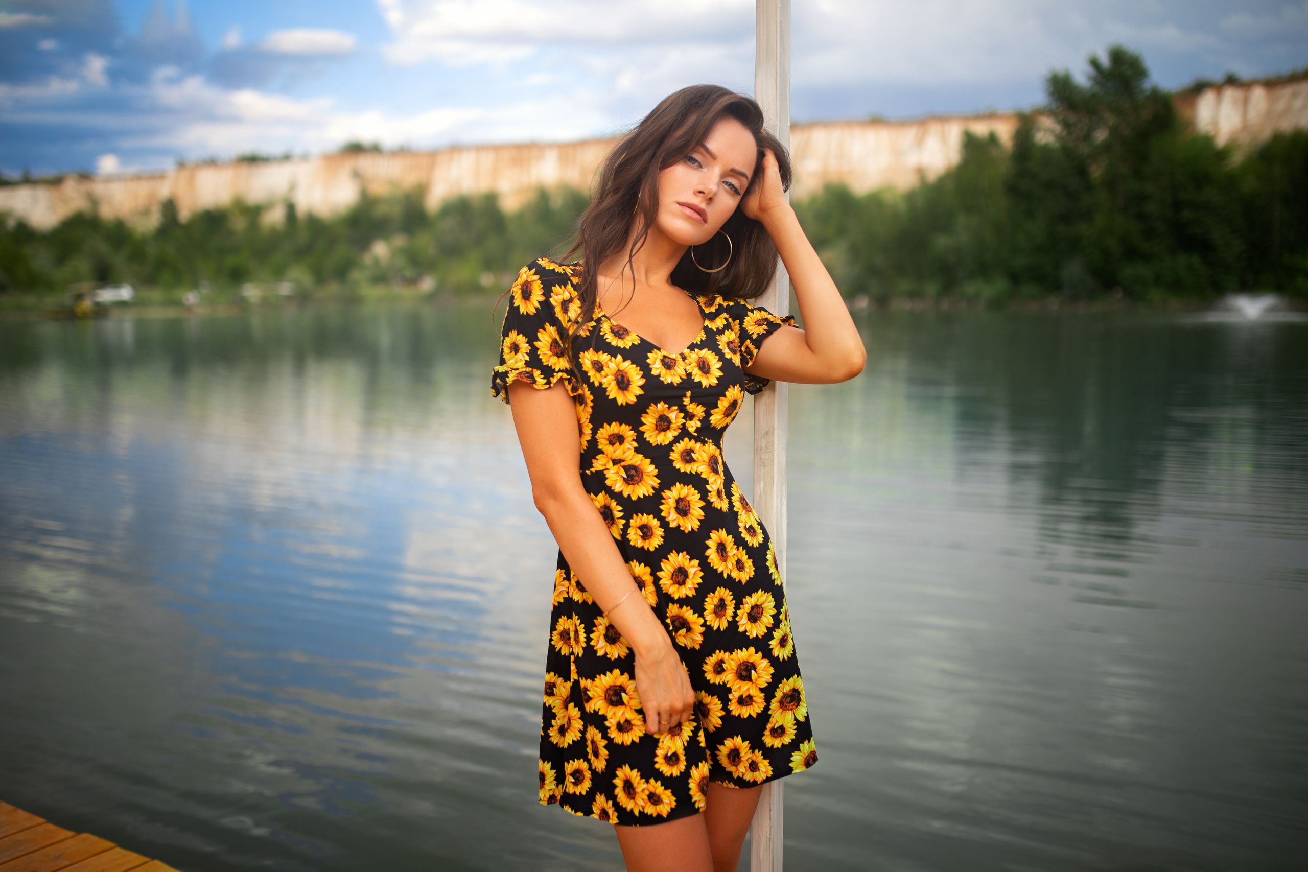 Летняя съемка с Екатериной на природе в парке Белый Колодец в формате для «себя»