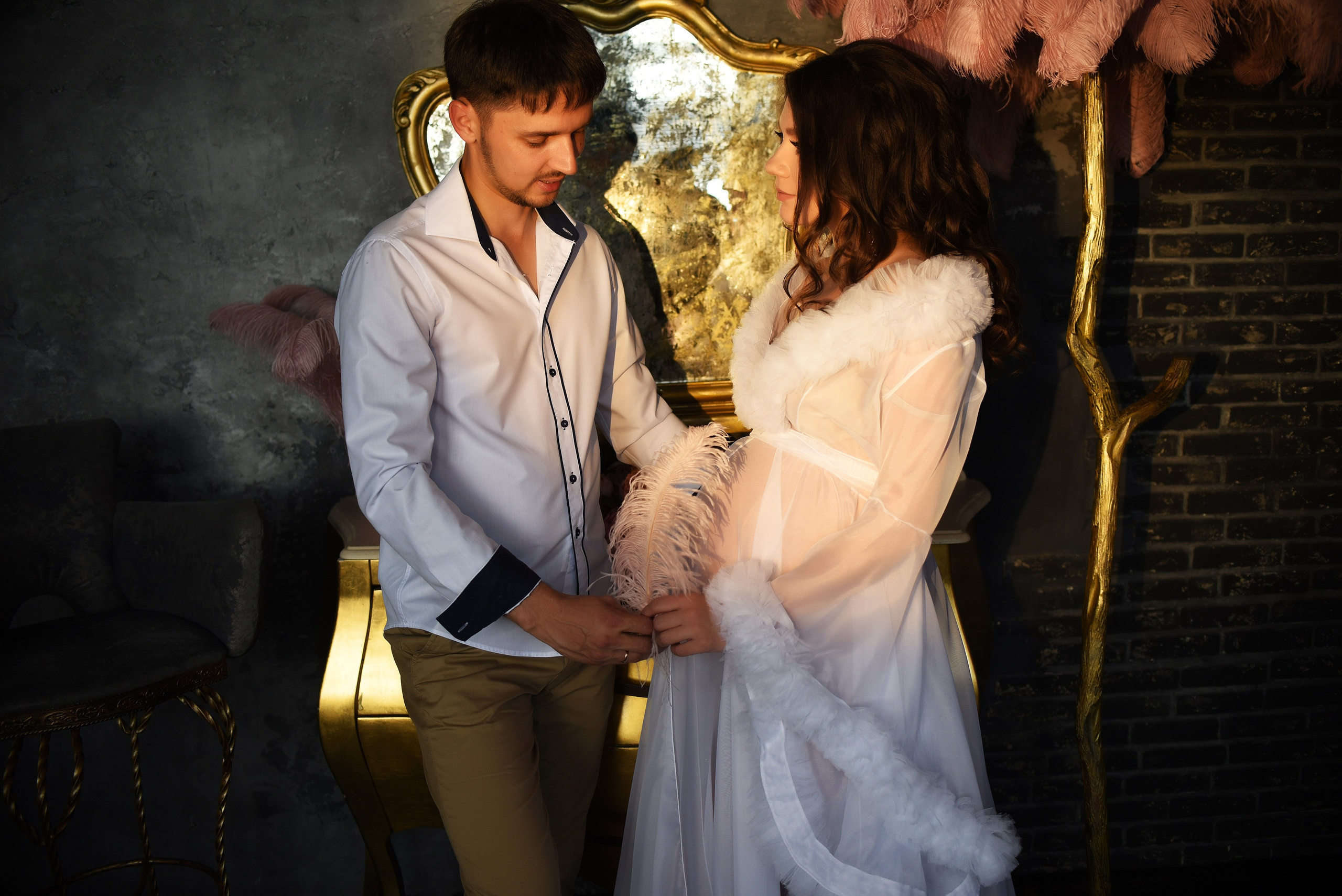 Фотосессия беременности студийная съемка. Свадебный, семейный, детский, контент фотограф в Омске Максим Ильин