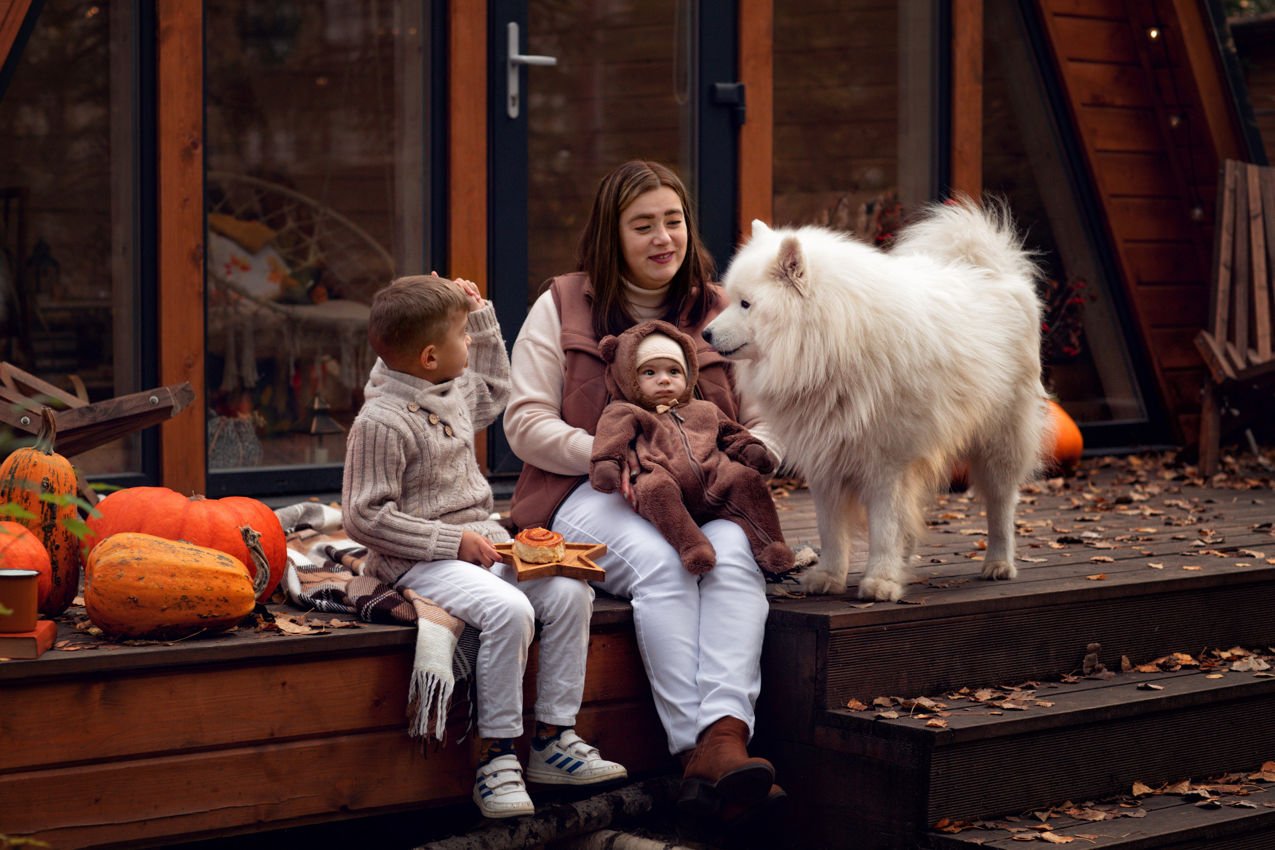 Съемка в треугольном доме в лесу. Фотограф Санкт-Петербург Елена Мухина