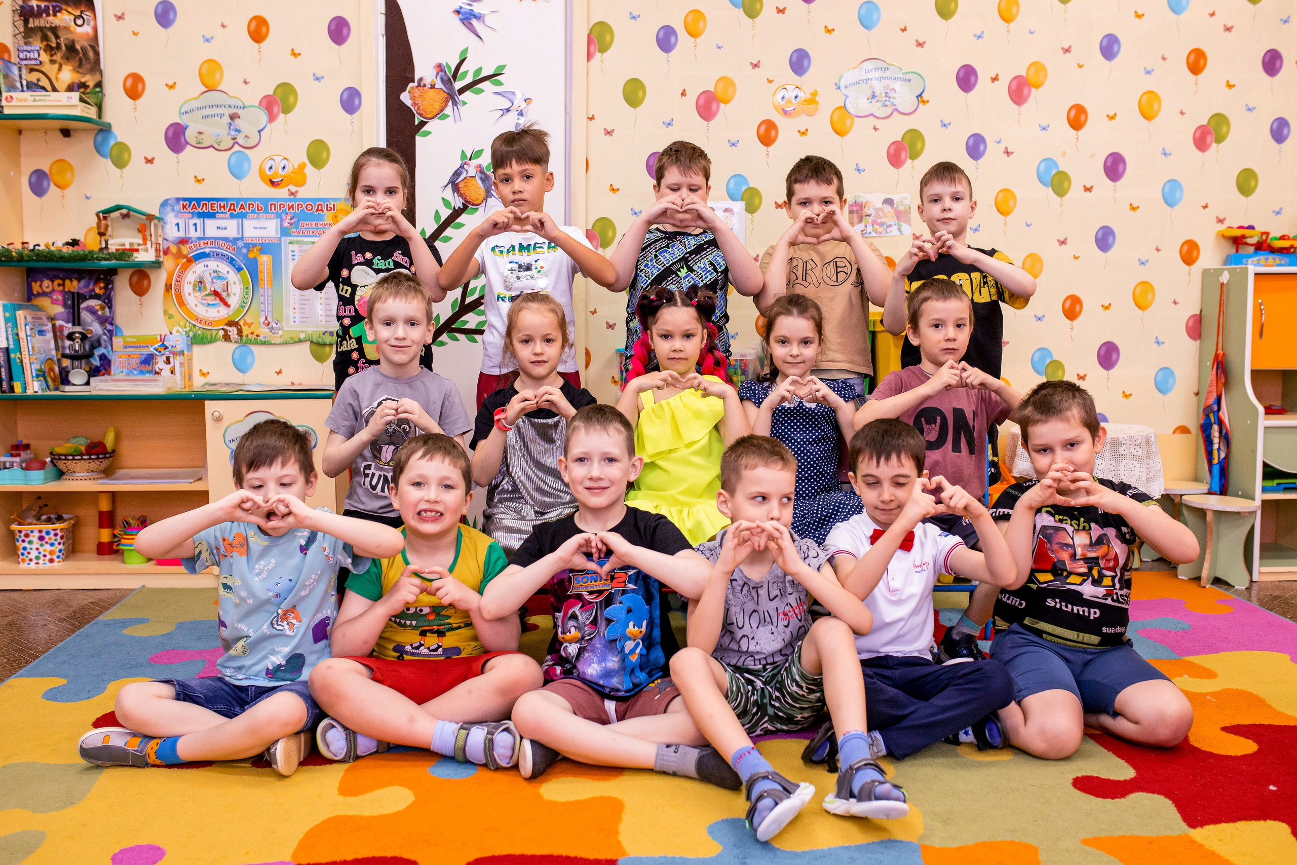 Выпускница Милена с группой. Семейный и детский фотограф город Тында Дарья