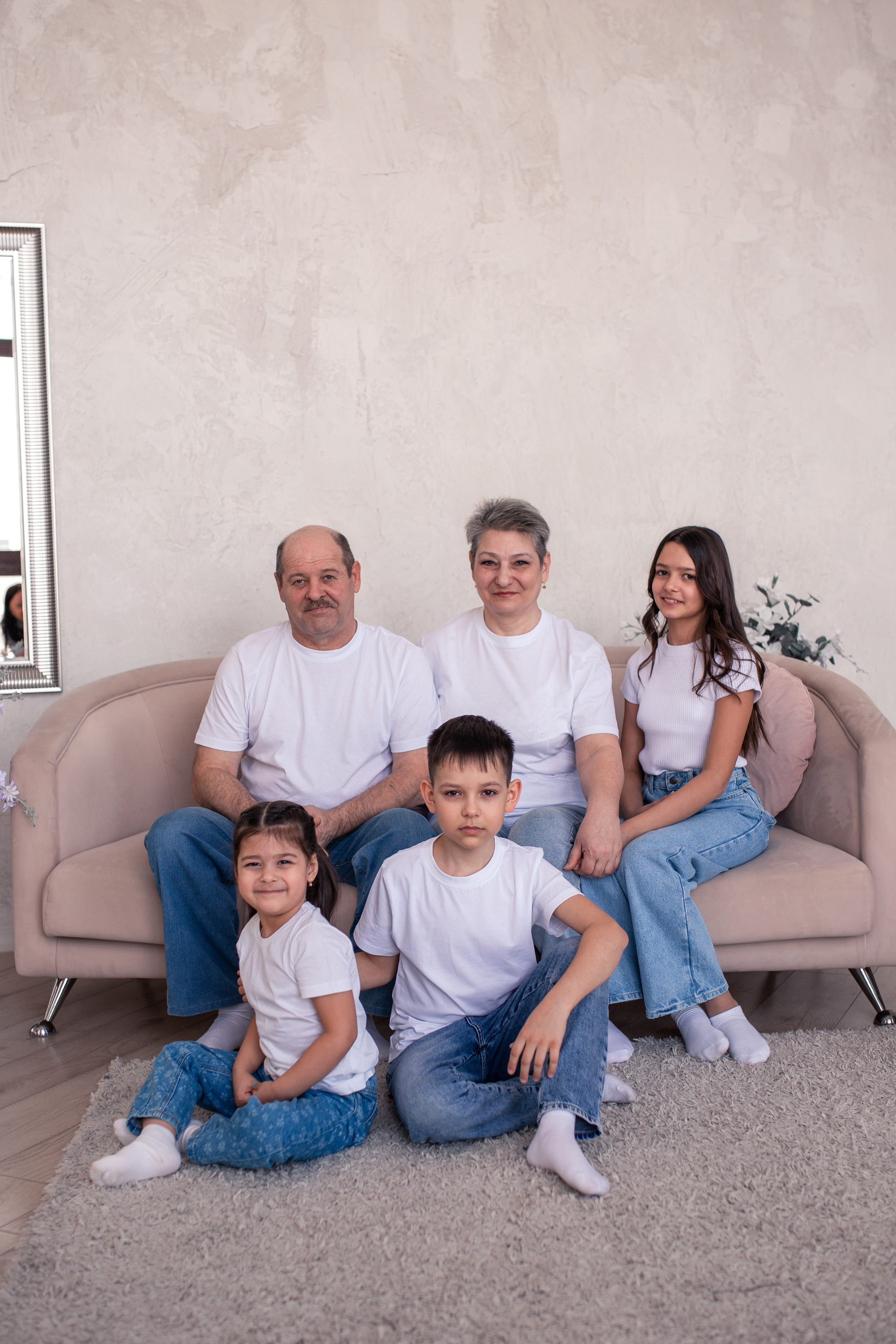 Студия Lofty. Зал Велюр. Детский и семейный фотограф в Самаре Евгения Гуть