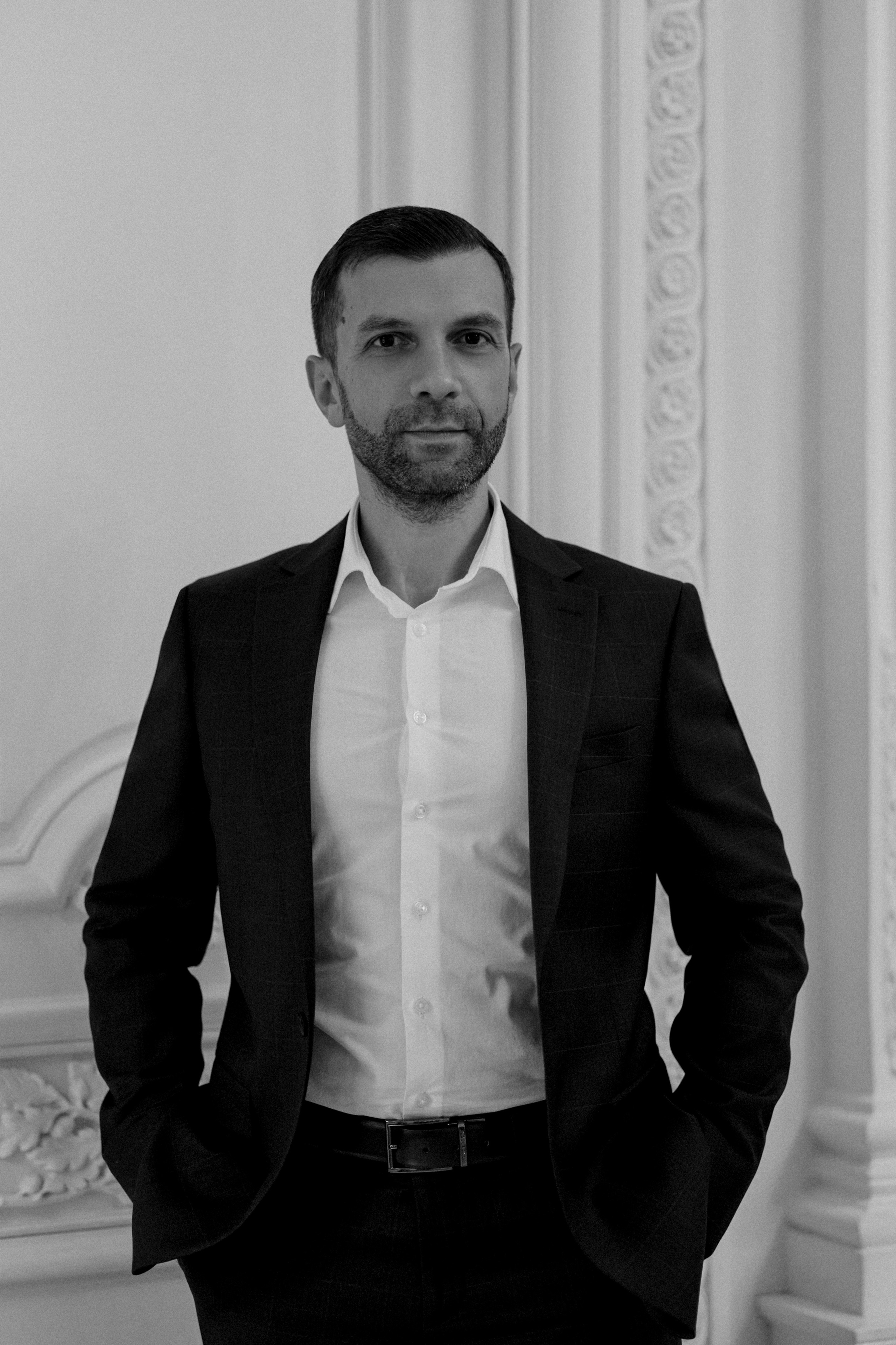 Свадебная фотосессия в особняке. Сестры Карабаза. Фотографы и ретушеры в Москве и Санкт-Петербурге