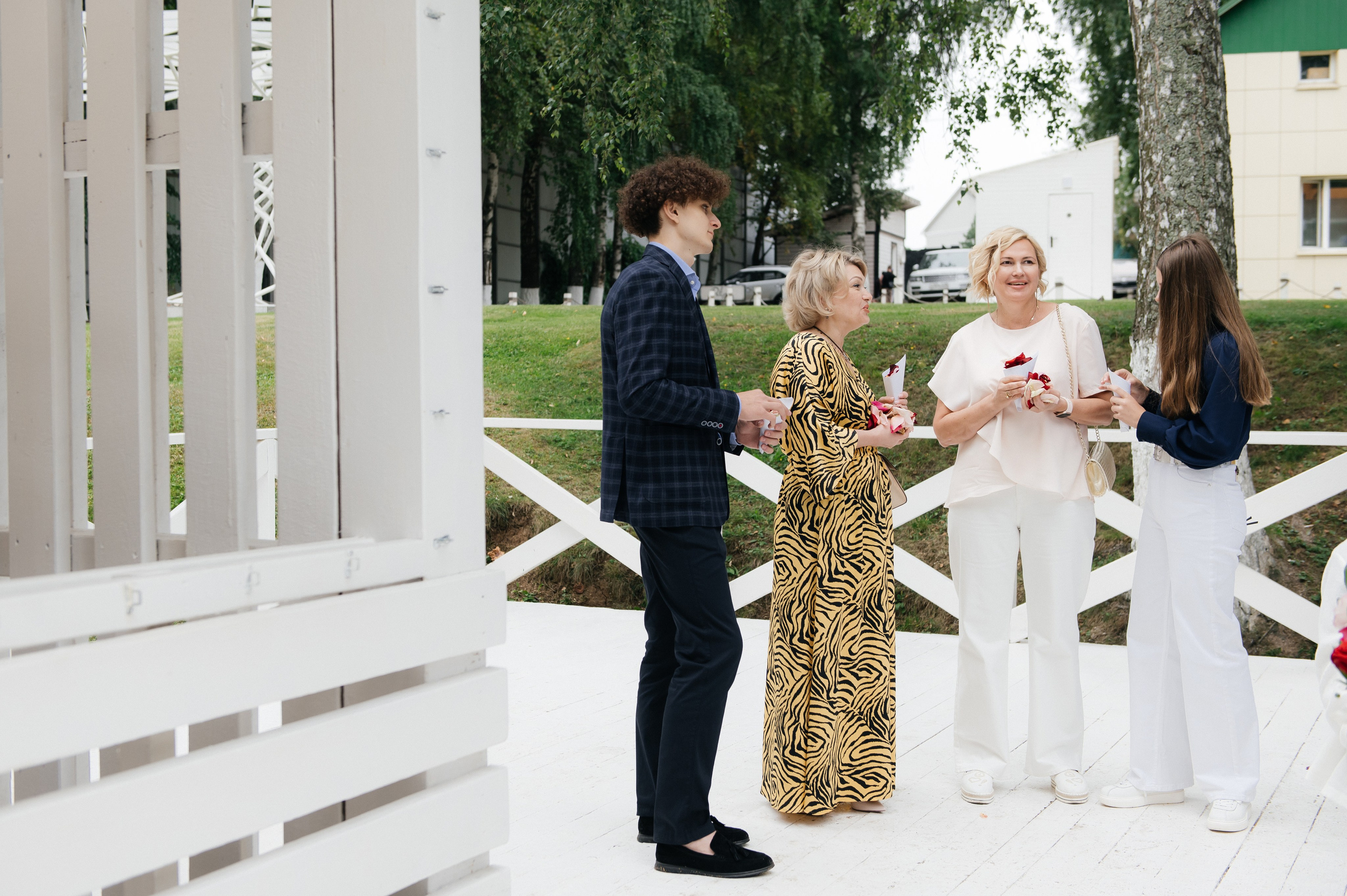 Свадебная фотосессия в яхт-клубе. Семейный и свадебный фотограф в Москве Татьяна Николаева