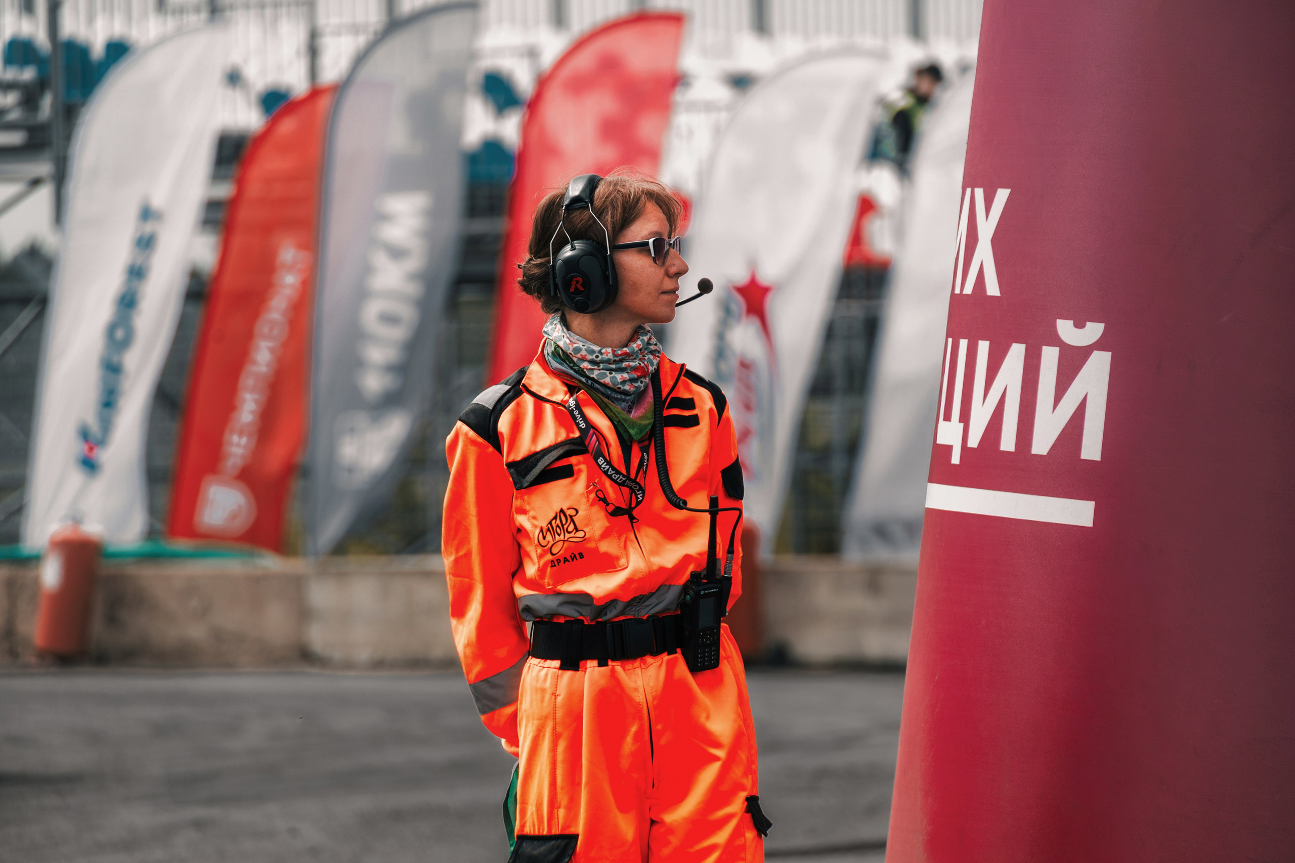 IDDC Этап 2: Бетонный Колизей и блогеры в деле