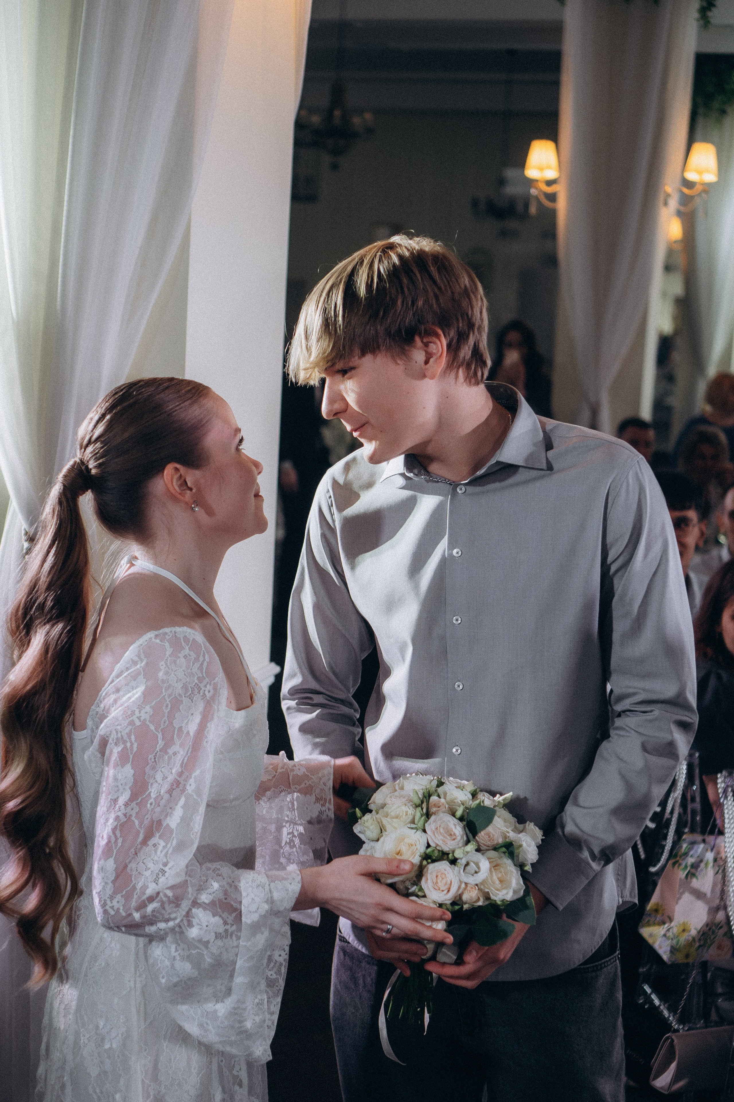 СВАДЕБНАЯ СЬЕМКА СБОРОВ В ОТЕЛЕ И ВЫЕЗД НА ЦЕРЕМОНИЮ (СНЯТО В СИБИРЕ В НИЖНЕВАРТОВСКЕ). Профессиональный фотограф, Санкт-Петербург — Виктория Богомолова