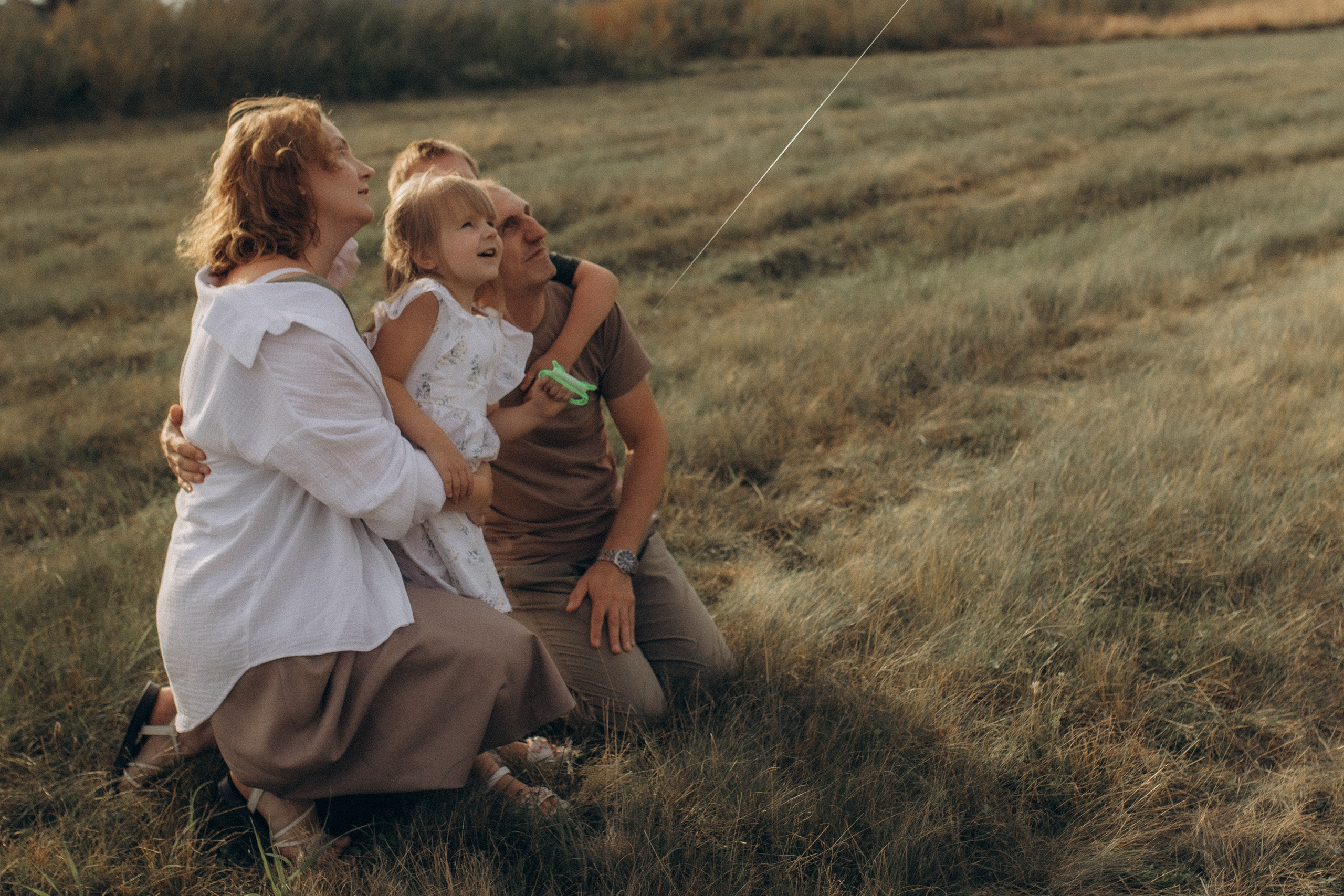 Летняя история в поле. Семейный фотограф lifestyle в Новосибирске Елена Шпилевая