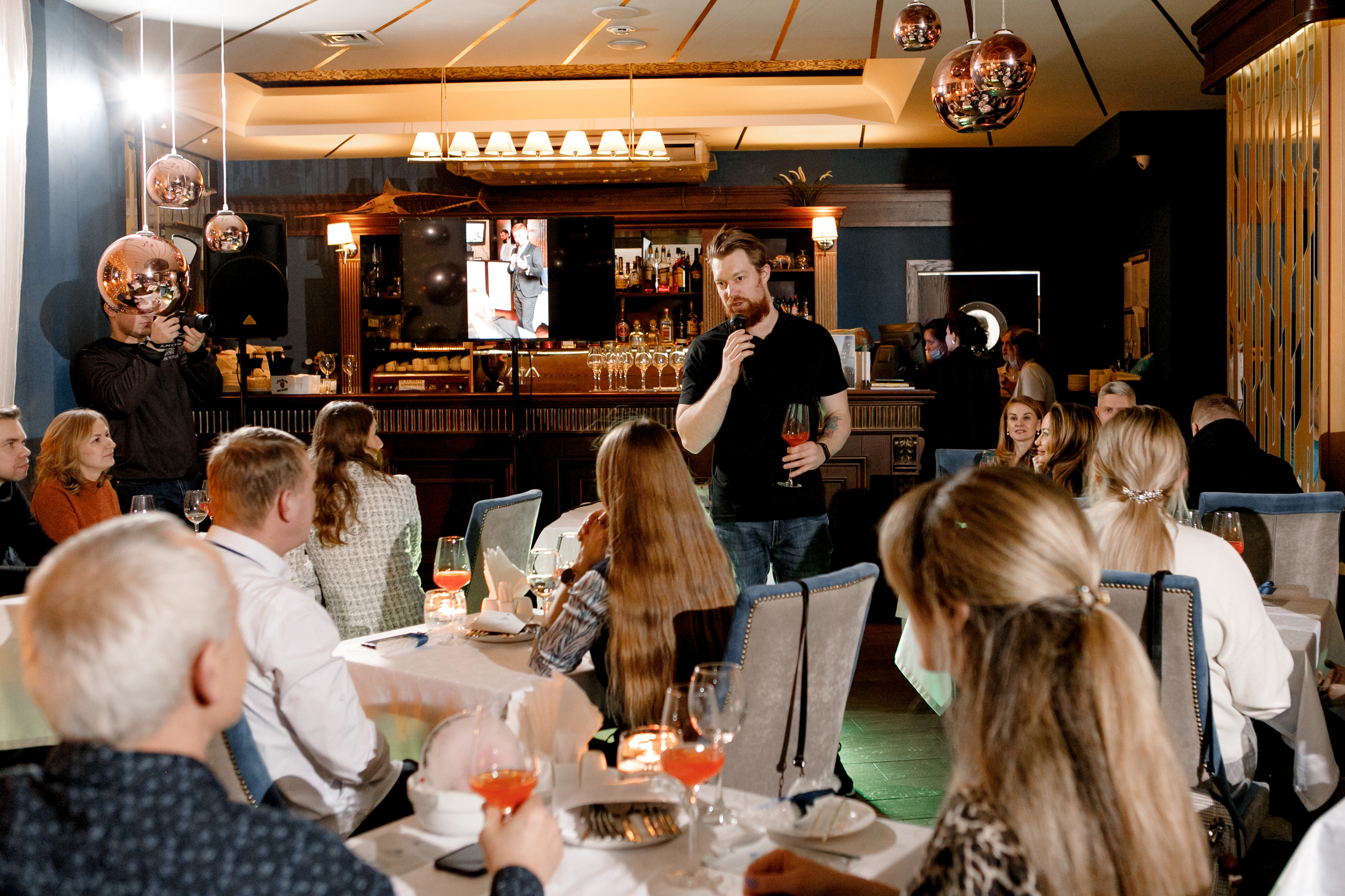 Гастроужин в ресторане «Круиз». Фотограф Артем Утешев