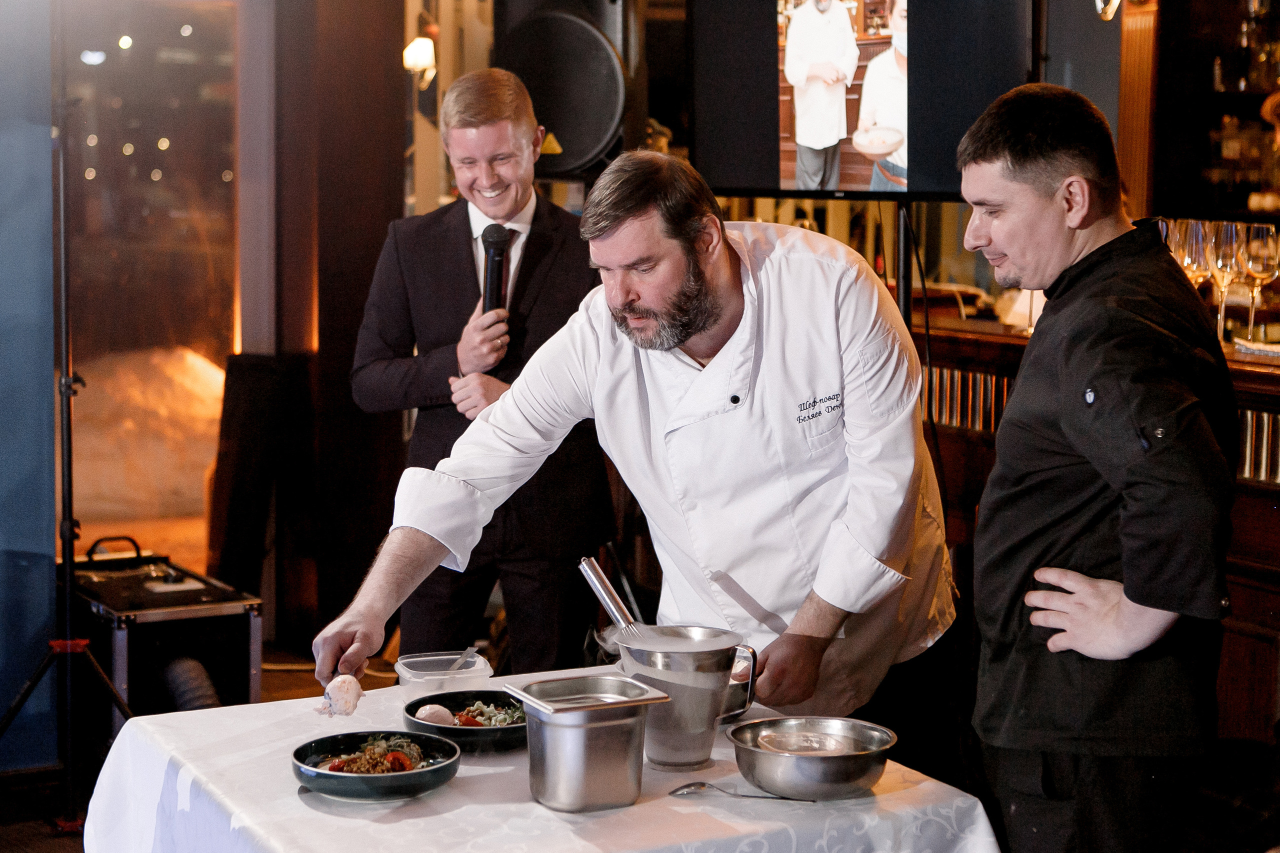 Гастроужин в ресторане «Круиз». Фотограф Артем Утешев