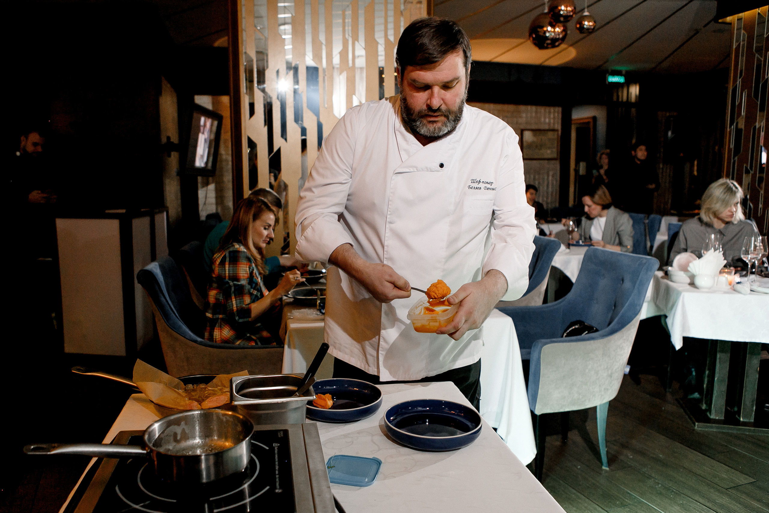 Гастроужин в ресторане «Круиз». Фотограф Артем Утешев