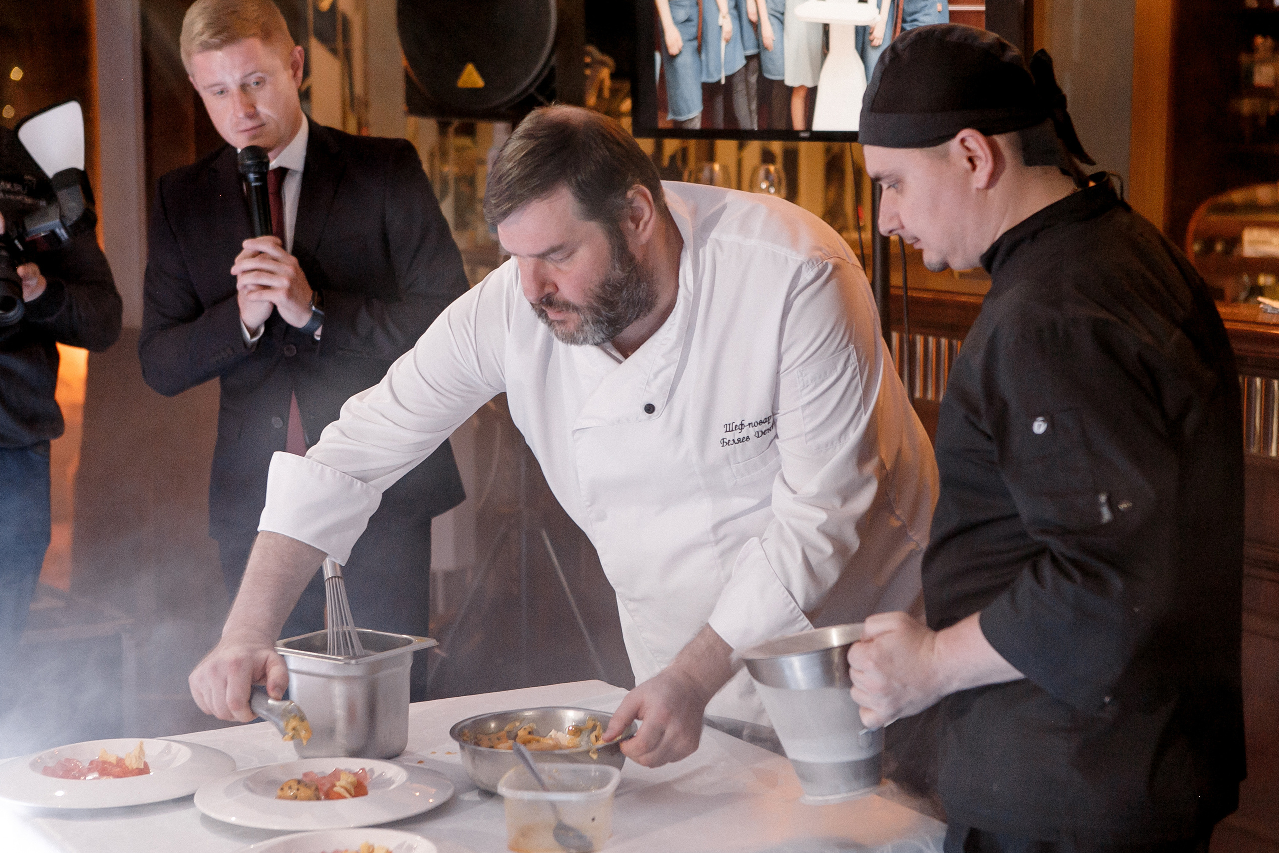 Гастроужин в ресторане «Круиз». Фотограф Артем Утешев