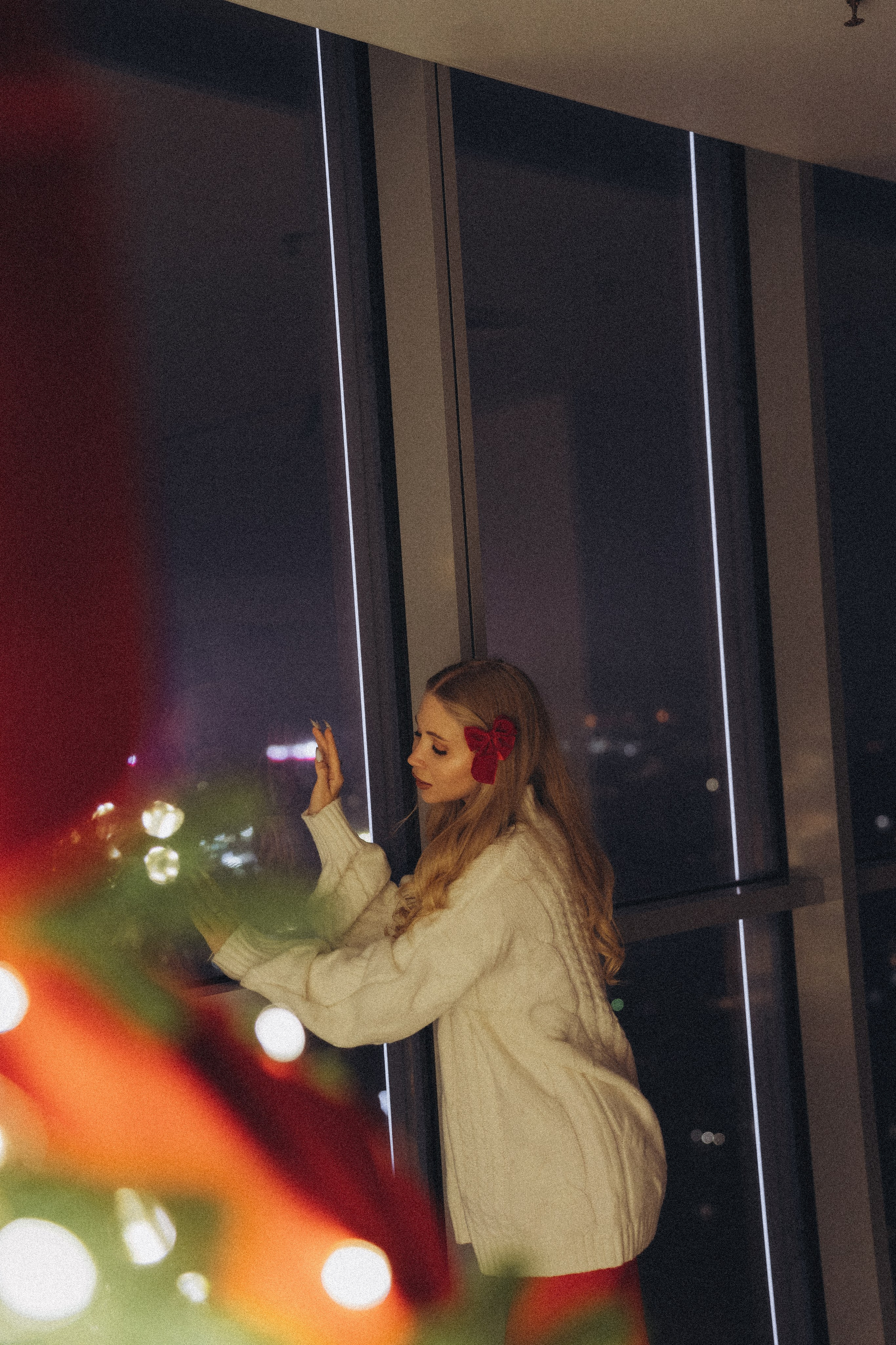 ФОТОСЕССИЯ К НОВОМУ ГОДУ В СТУДИИ С ЕЛОЧКОЙ КРАСИВЫЙ ОБРАЗ. Профессиональный фотограф, Санкт-Петербург — Виктория Богомолова