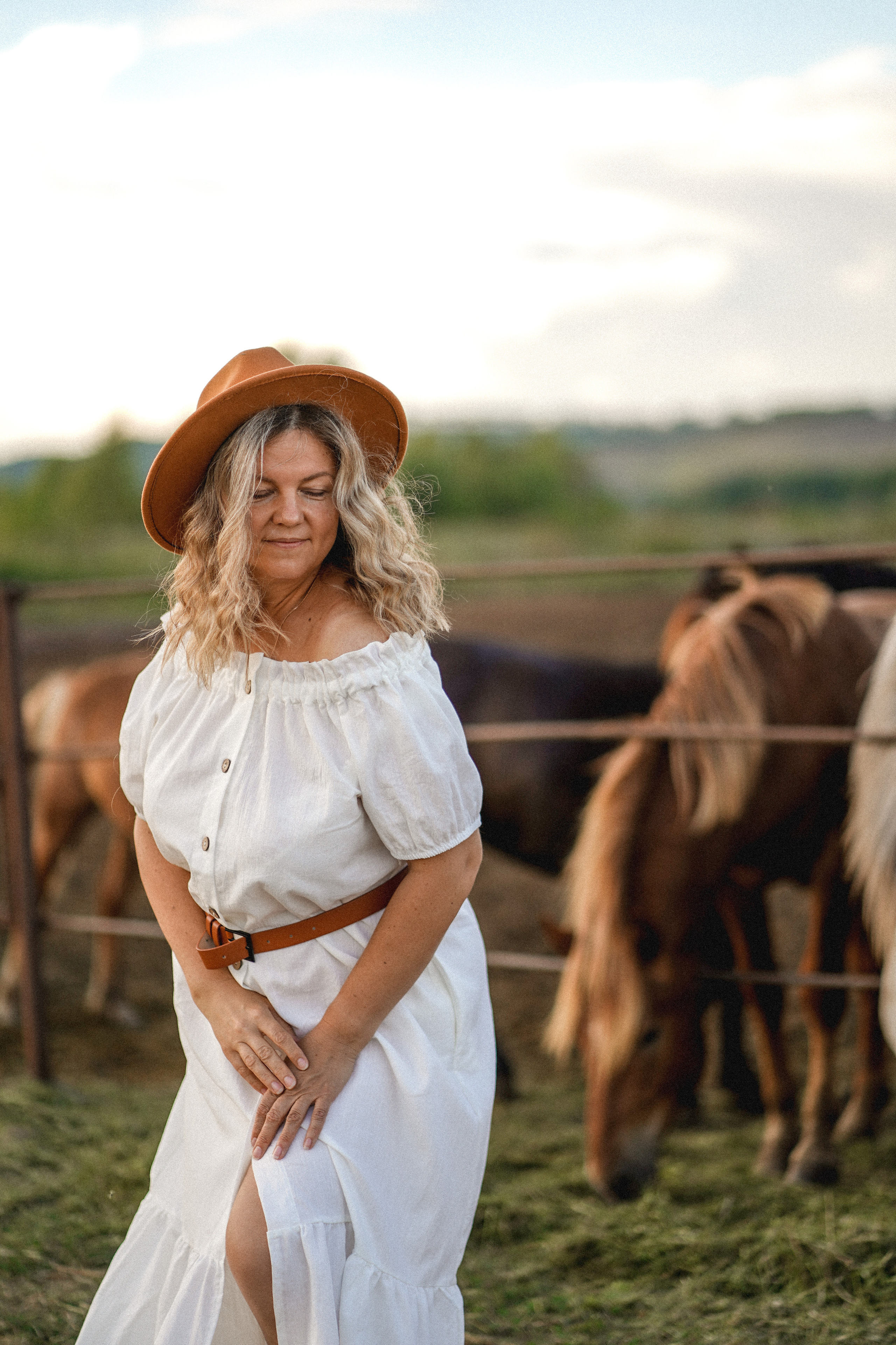 Агата и Юлия с лошадьми