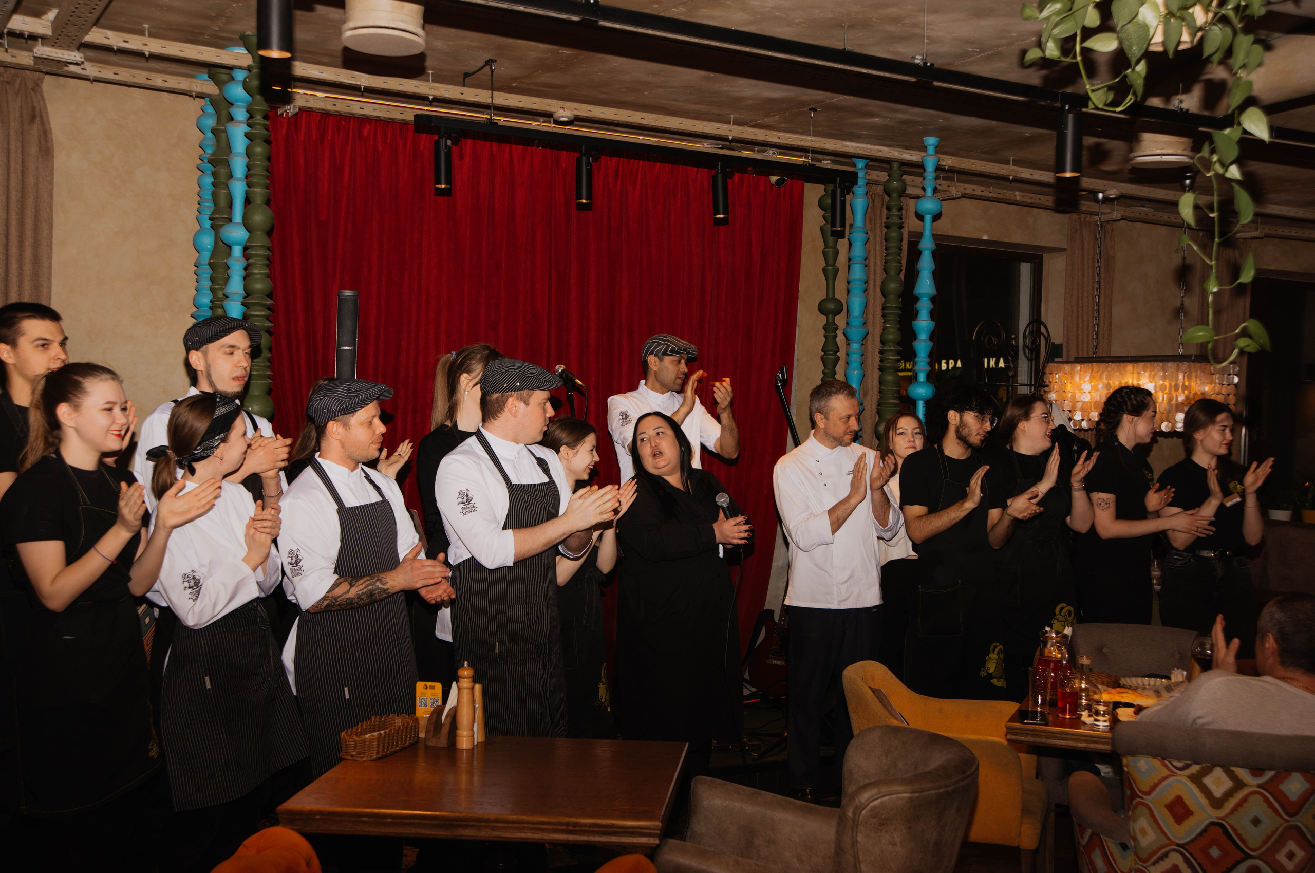 День рождения ресторана «Пряный Барашек». Ксения Glossa. Портретный и репортажный фотограф в Самаре