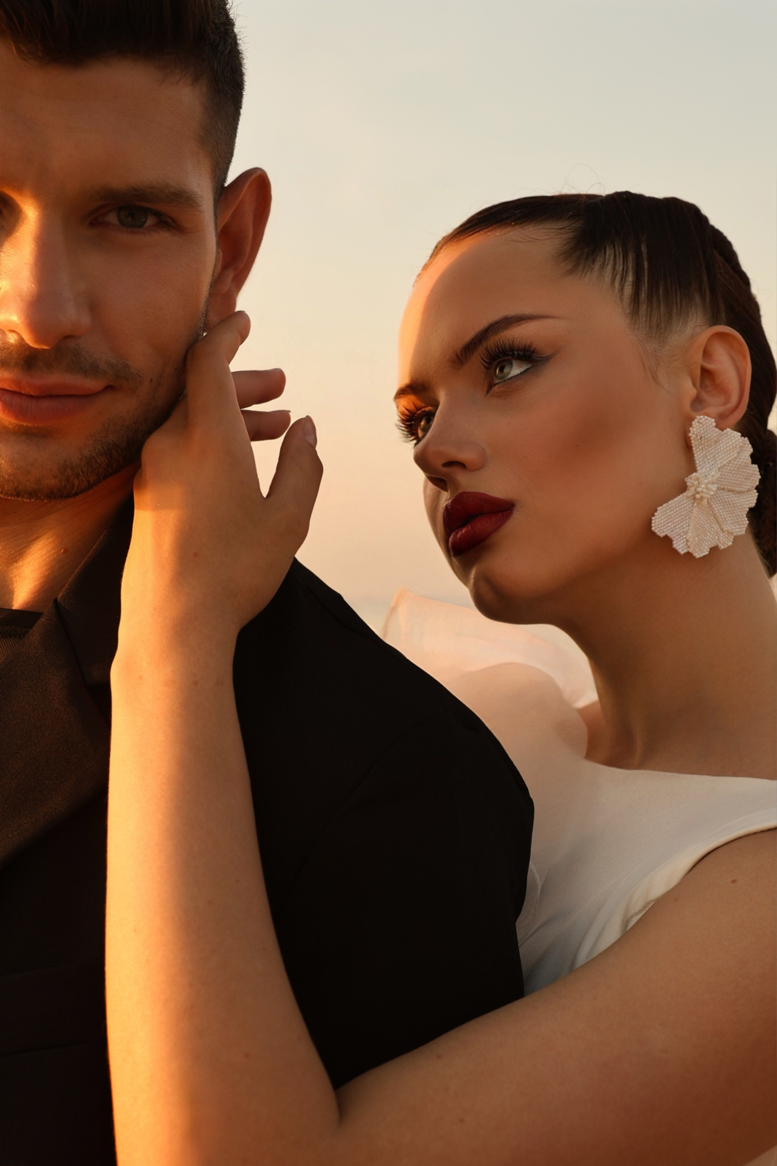 Камерная свадьба на берегу моря. Свадебный фотограф