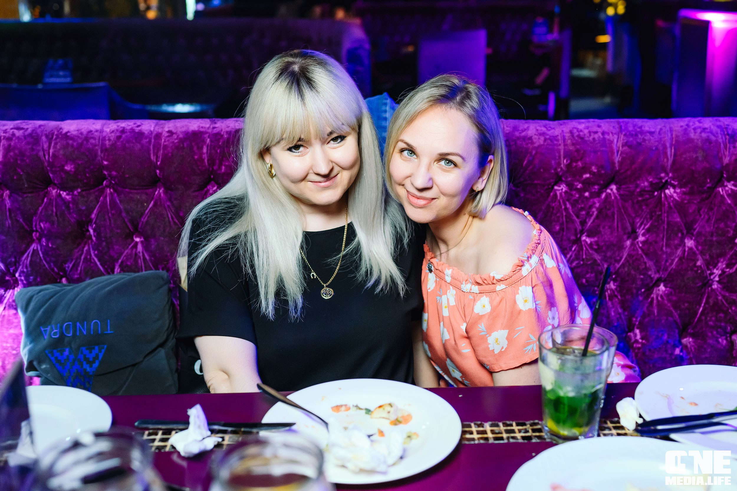 Фоторепортаж из караоке-клуба Эйфория. One Media Life: фоторепортажи, фотоотчеты с мероприятий и заведений