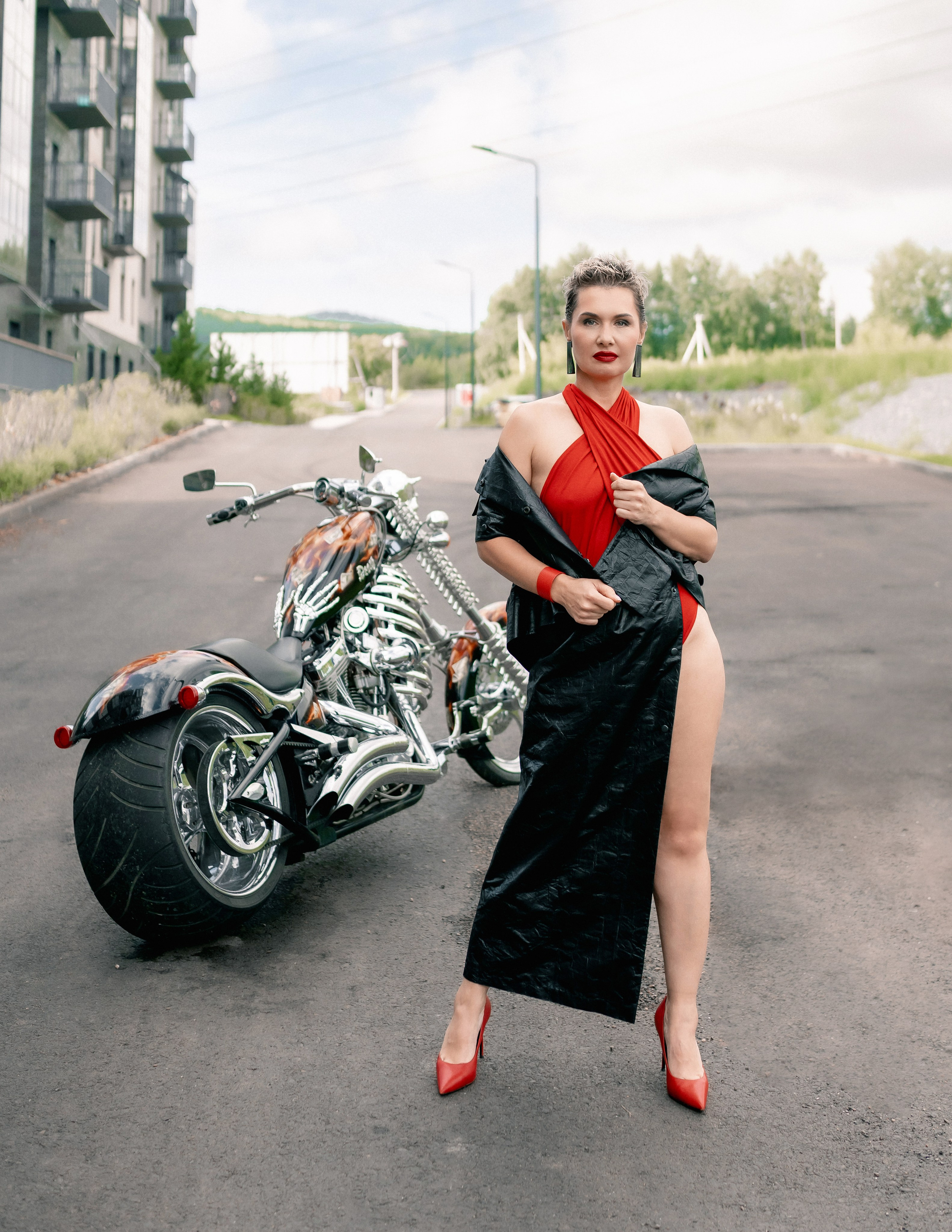 Женская фотосъемка с автомобилями. Фотограф Ким Наталья в Красноярске