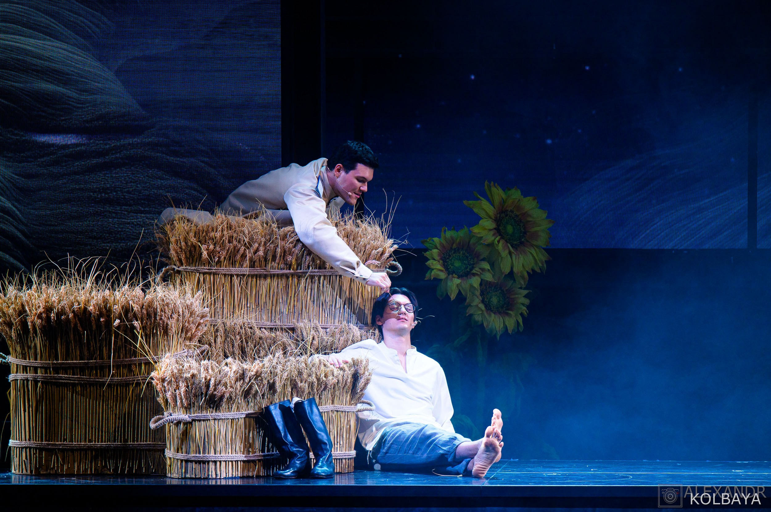 Фоторепортаж с мюзикла Вальс-Бостон 18 сентября 2025 года. Концертный и театральный репортажный фотограф в Москве Александр Колбая