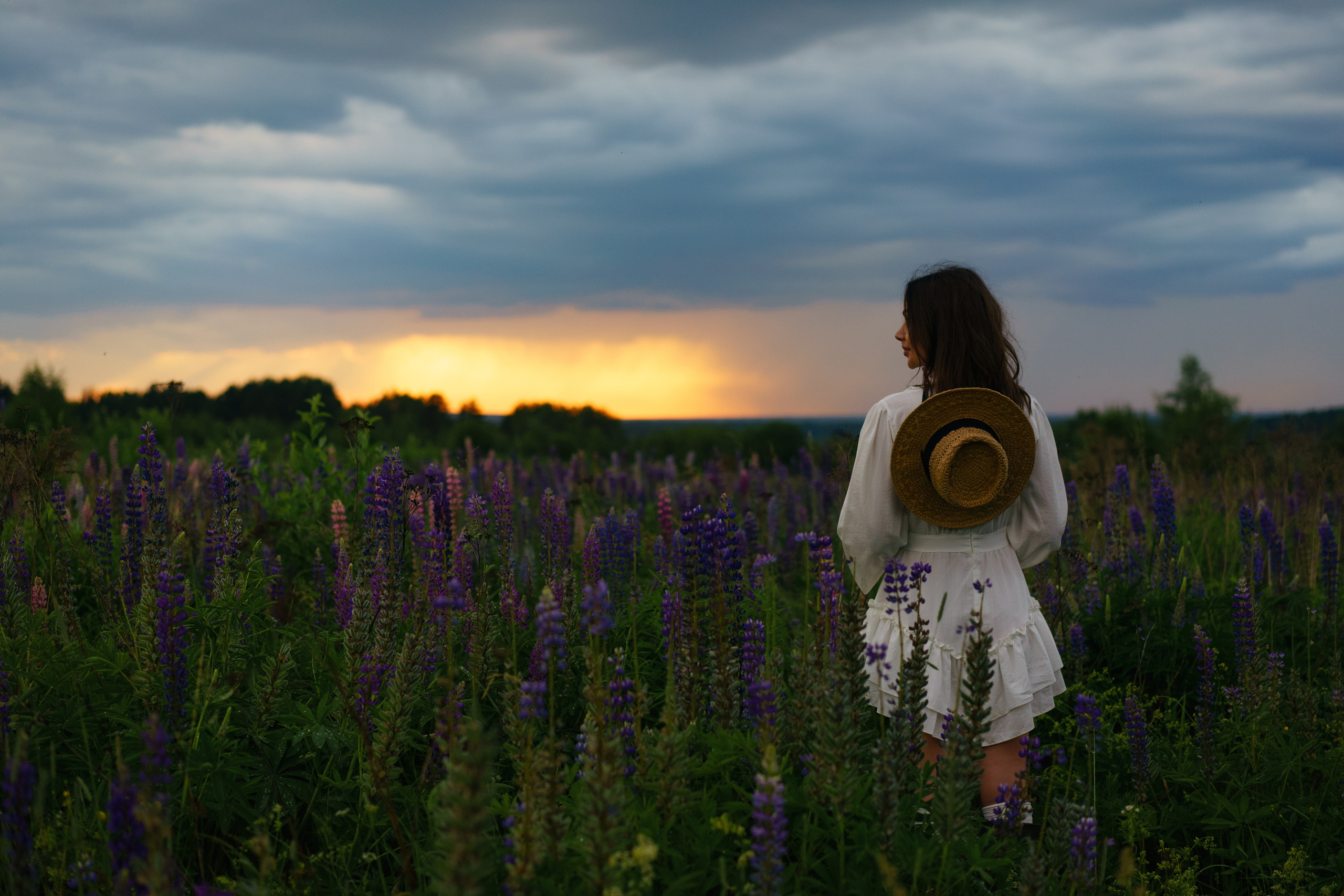 Фотосессия в люпинрах. Лиза Фирстова — самый добрый фотограф