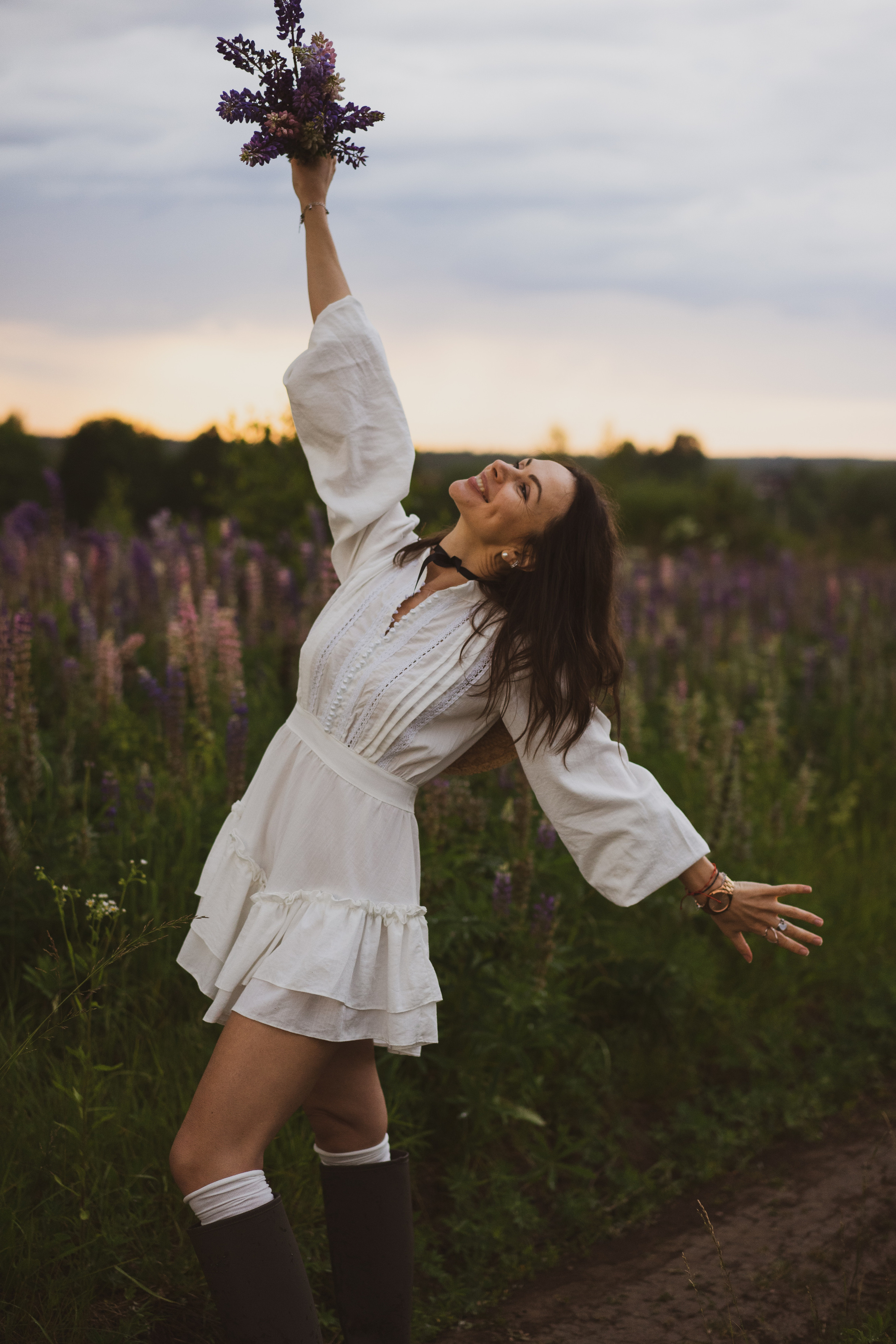 Фотосессия в люпинрах. Лиза Фирстова — самый добрый фотограф