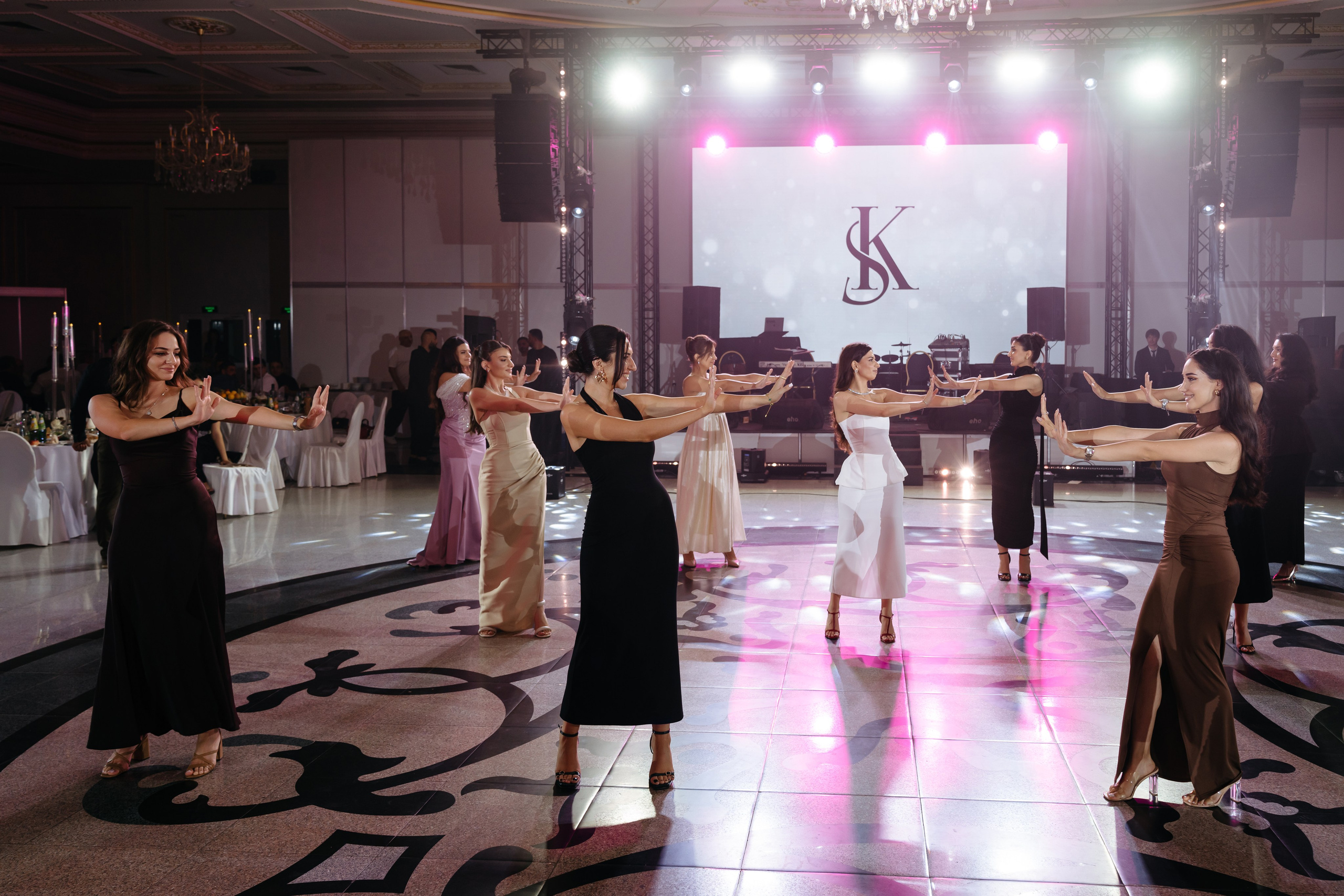 Свадьба Сергея и Карины. Свадебный фотограф Красноярск Вязьминова Мария