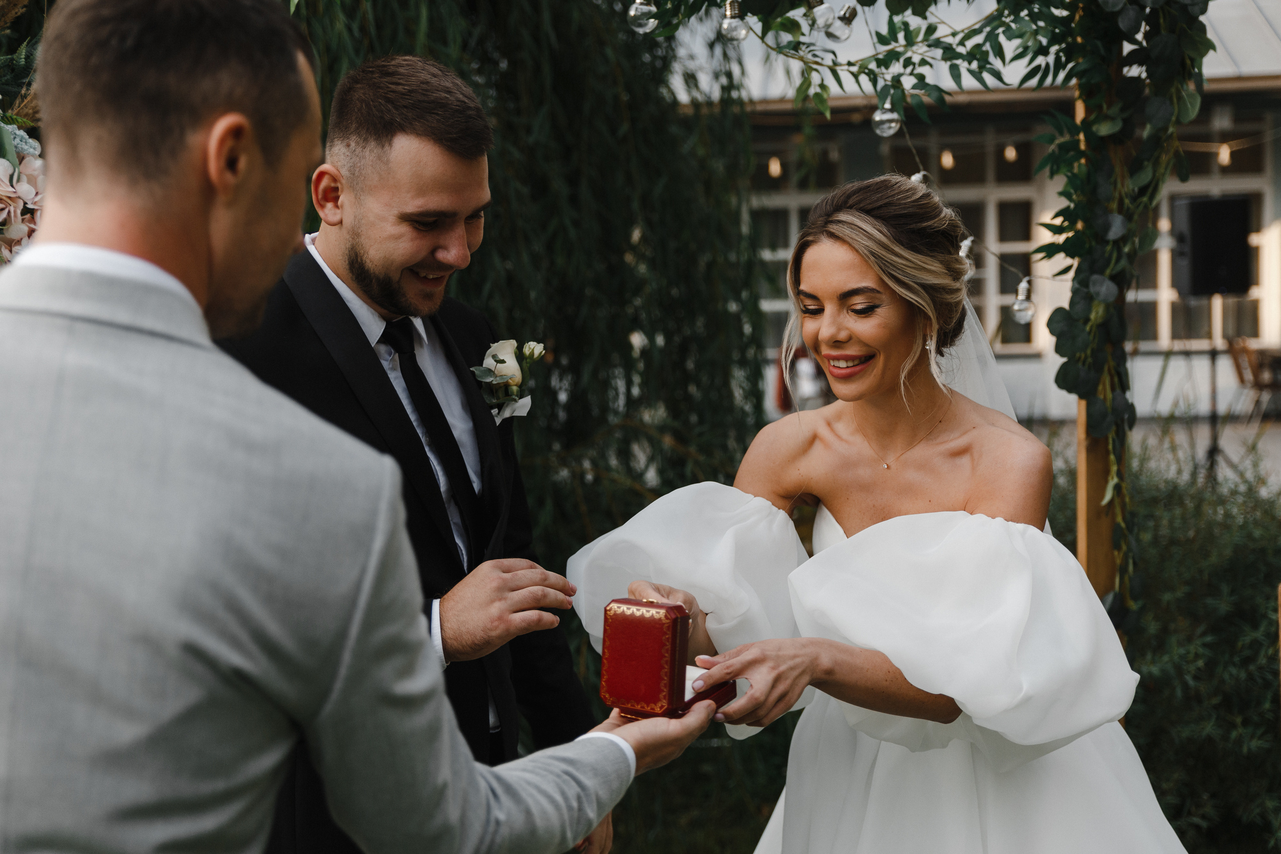 Выездная церемония в Seasons Hotel. Свадебный фотограф в Москве Мария Крош