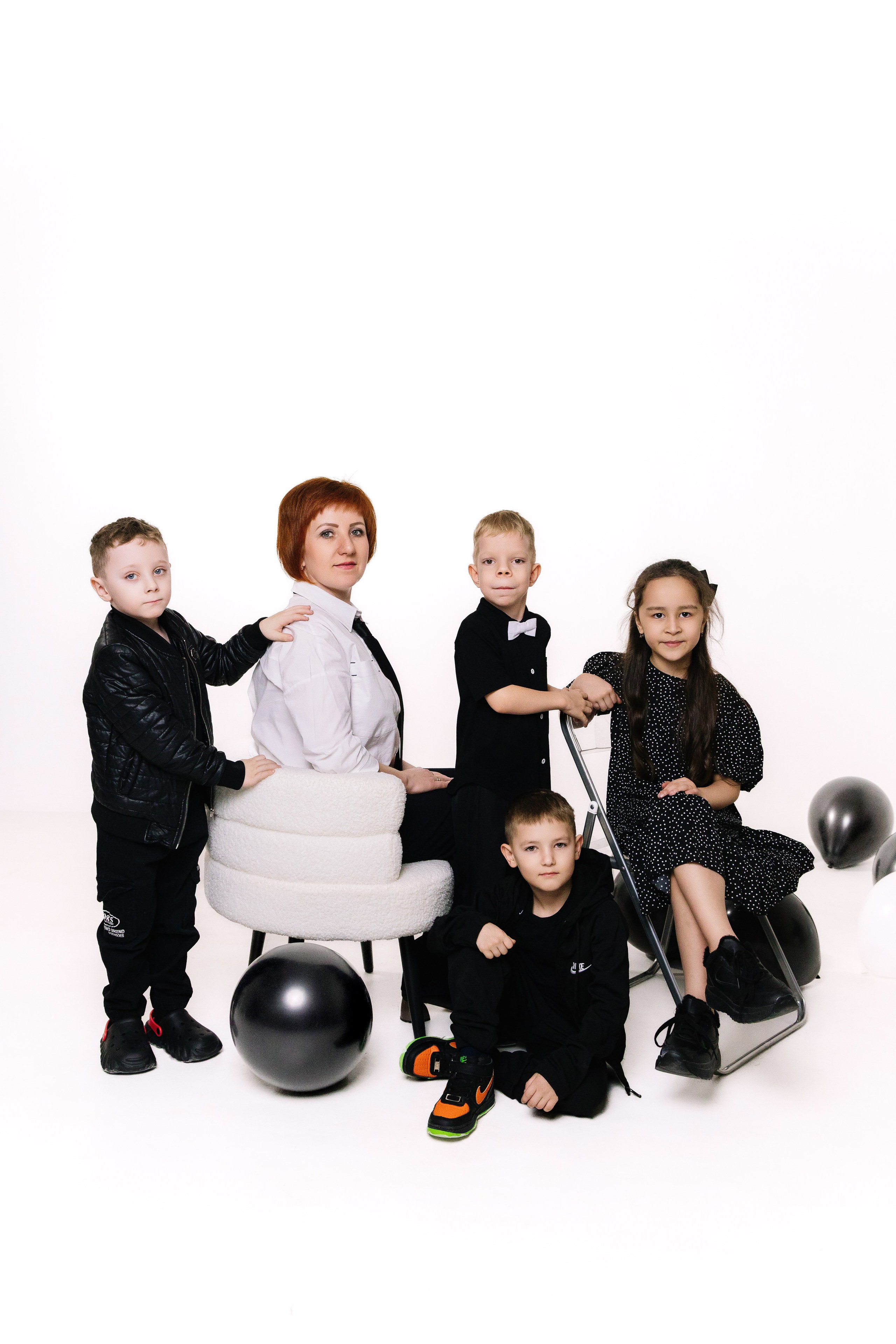 Детский сад в фотостудии. Фотограф Регина Даниловна Усть — Катав