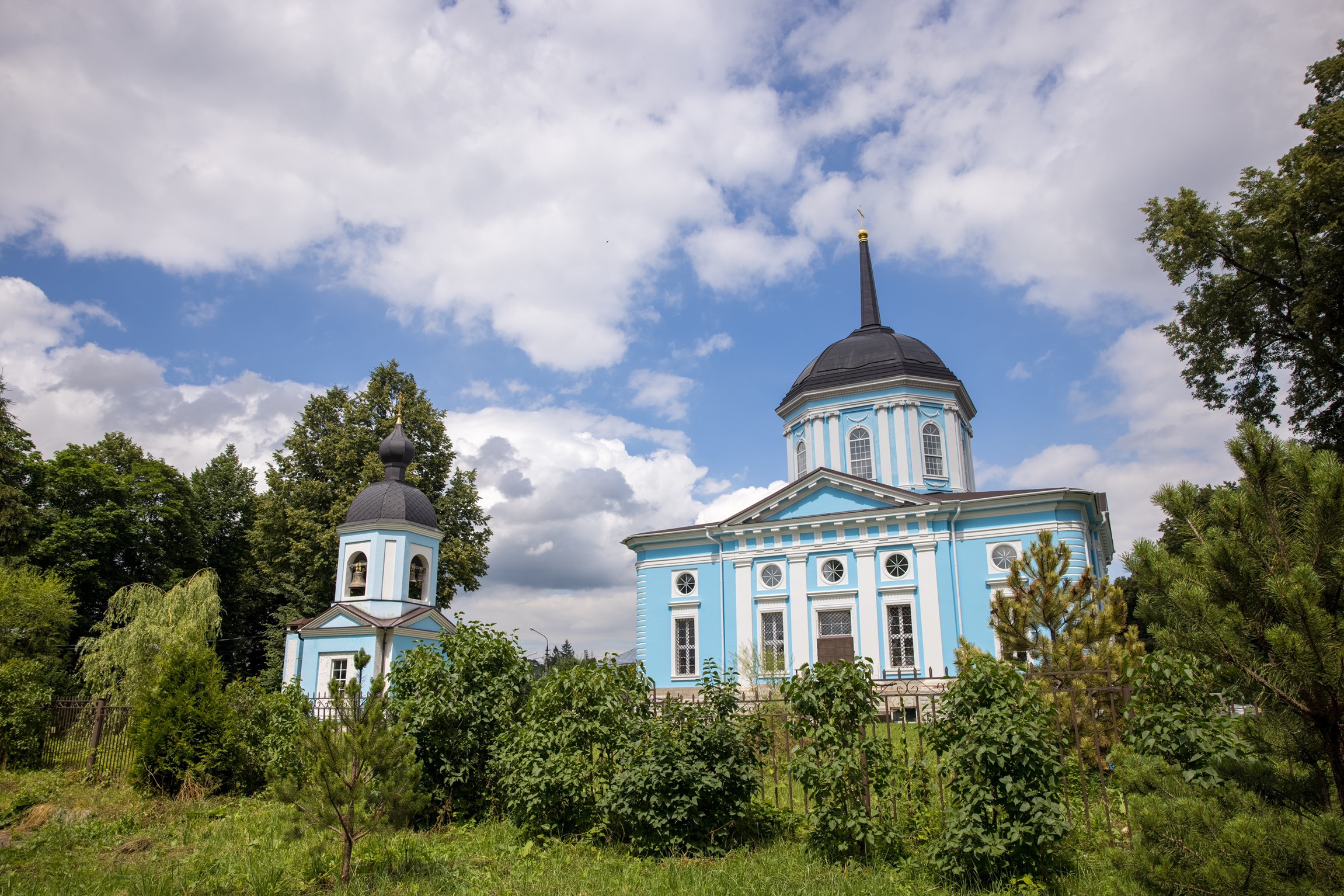 Храм Благовещения Пресвятой Богородицы в Поливаново Подольского района Московской области