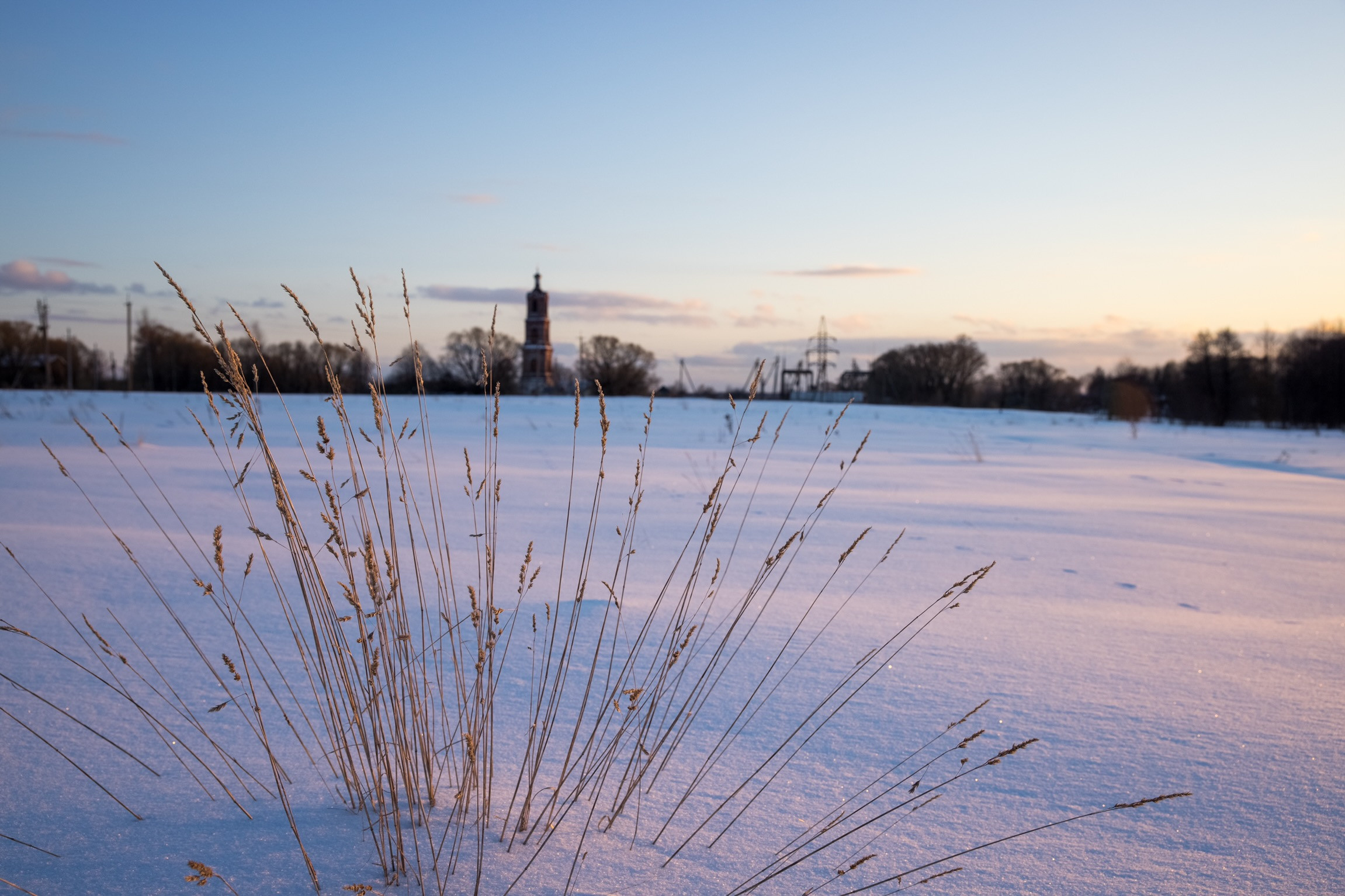 Вид на колокольню в деревне Афанасьевское Шуйского района Ивановской области